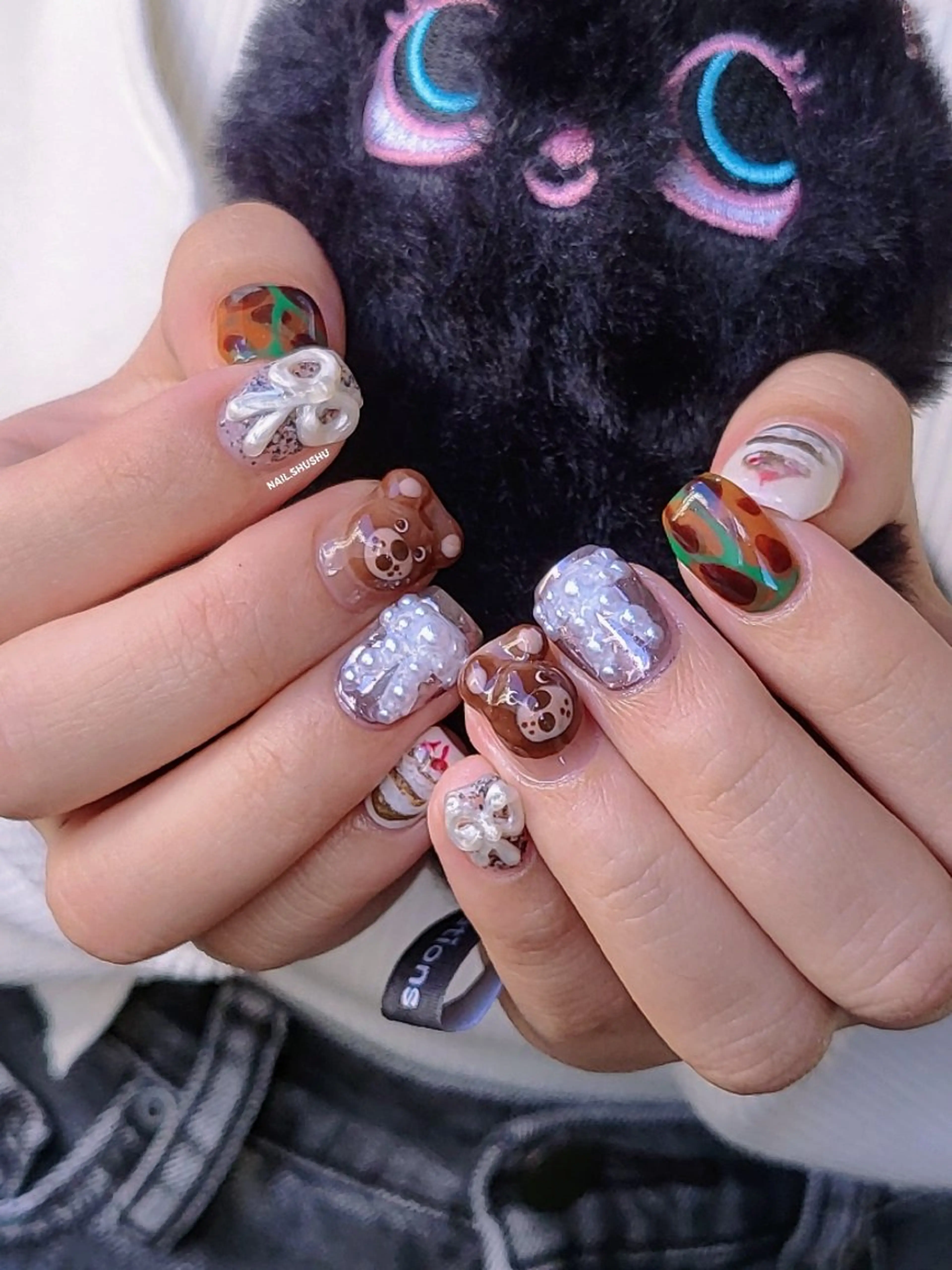 ネイル ハンドネイル 3dパーツ/流行り 👧shushu❤️のネイルデザイン