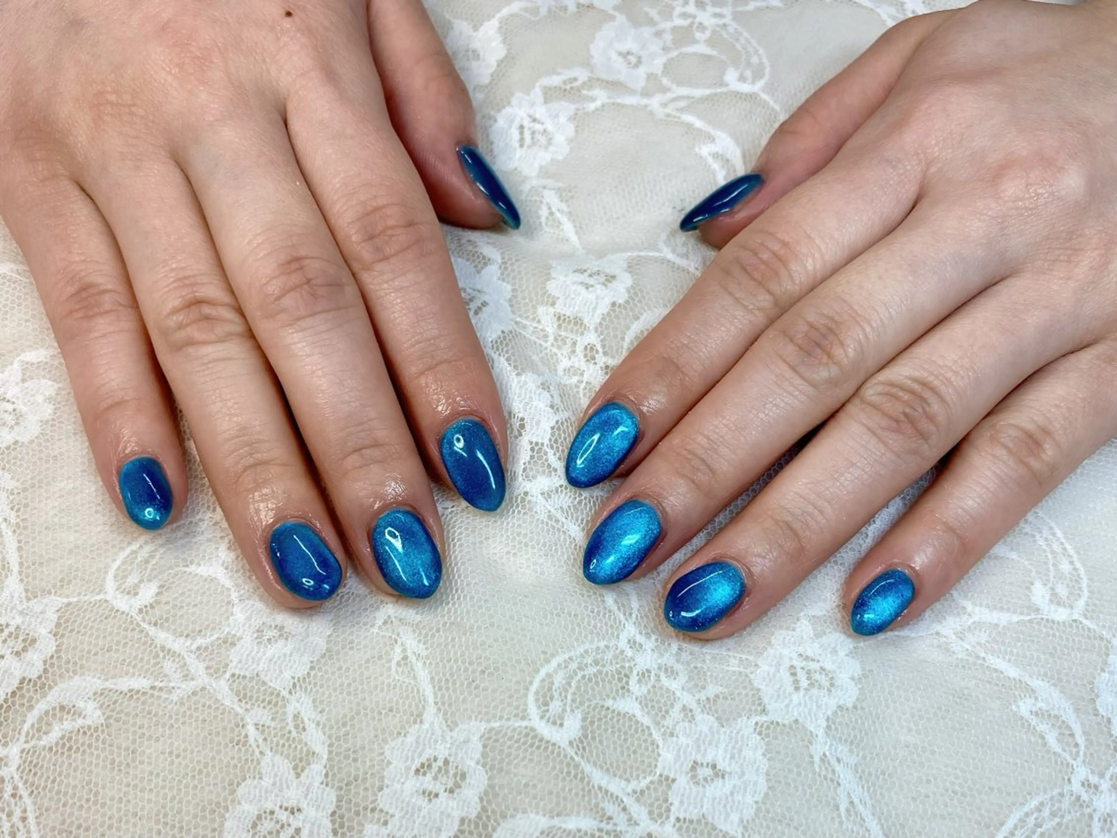 ネイル ブルー マグネットネイル ハンドネイル ハンドケア Epokku ネイルサロンのネイルデザイン