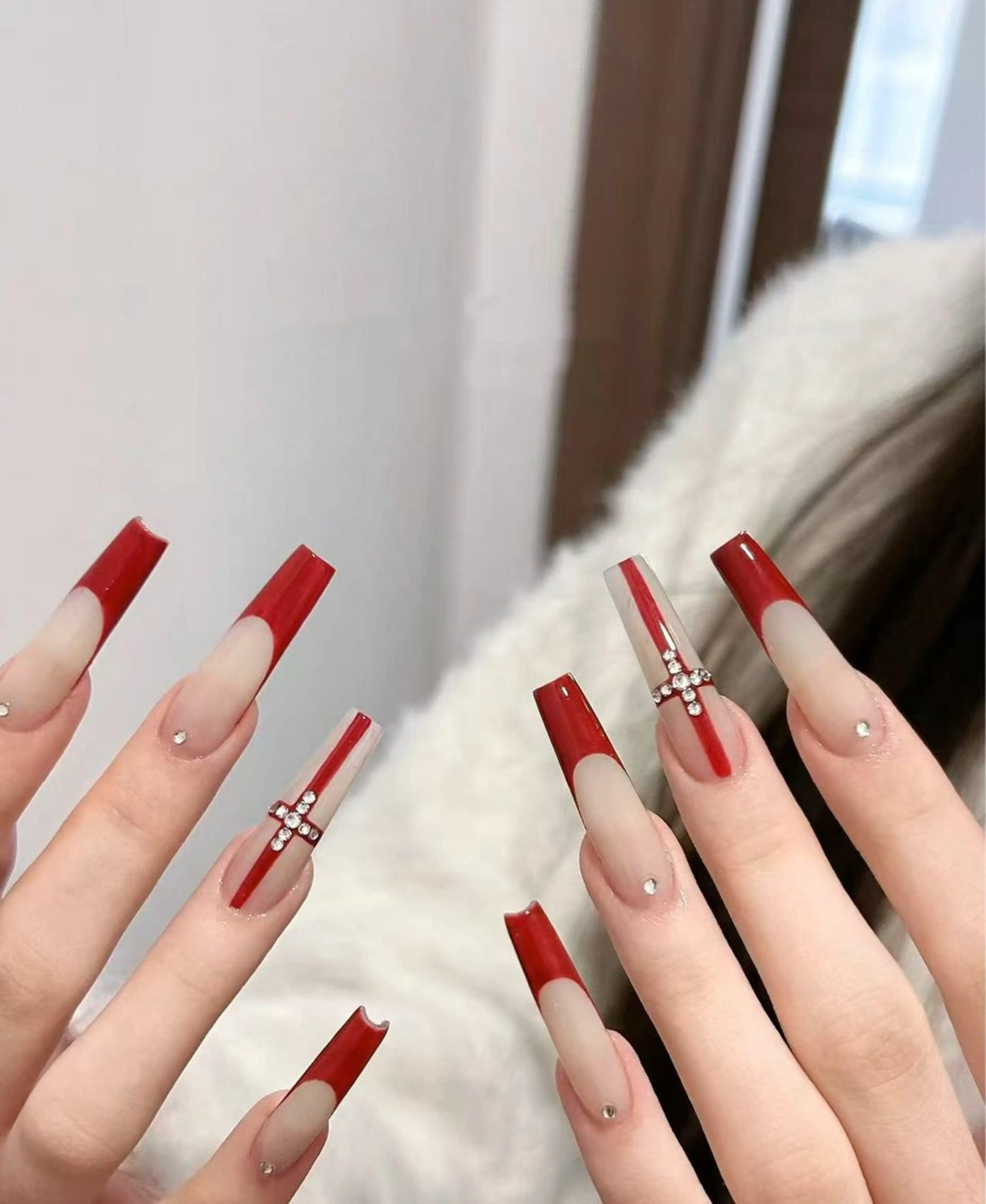 ネイル フラワーネイル フレンチネイル ジェルネイル ガラスフレンチ ハート ハンドネイル BabyYouMi nailのネイルデザイン