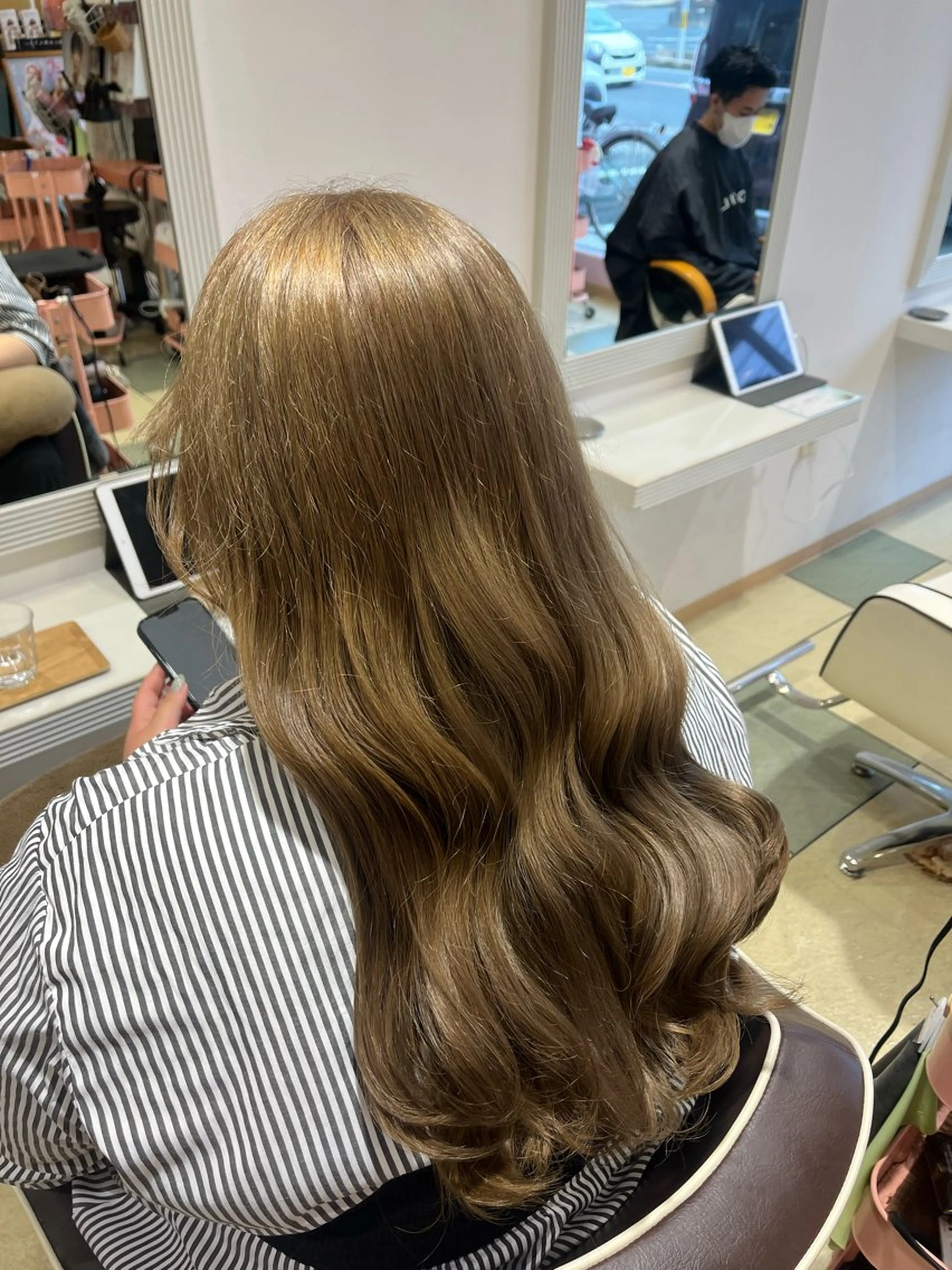 ロング カラー カット ヘアカラー トリートメント ベージュカラー⌇﻿ くびれヘア.𐙚心音のヘアスタイル