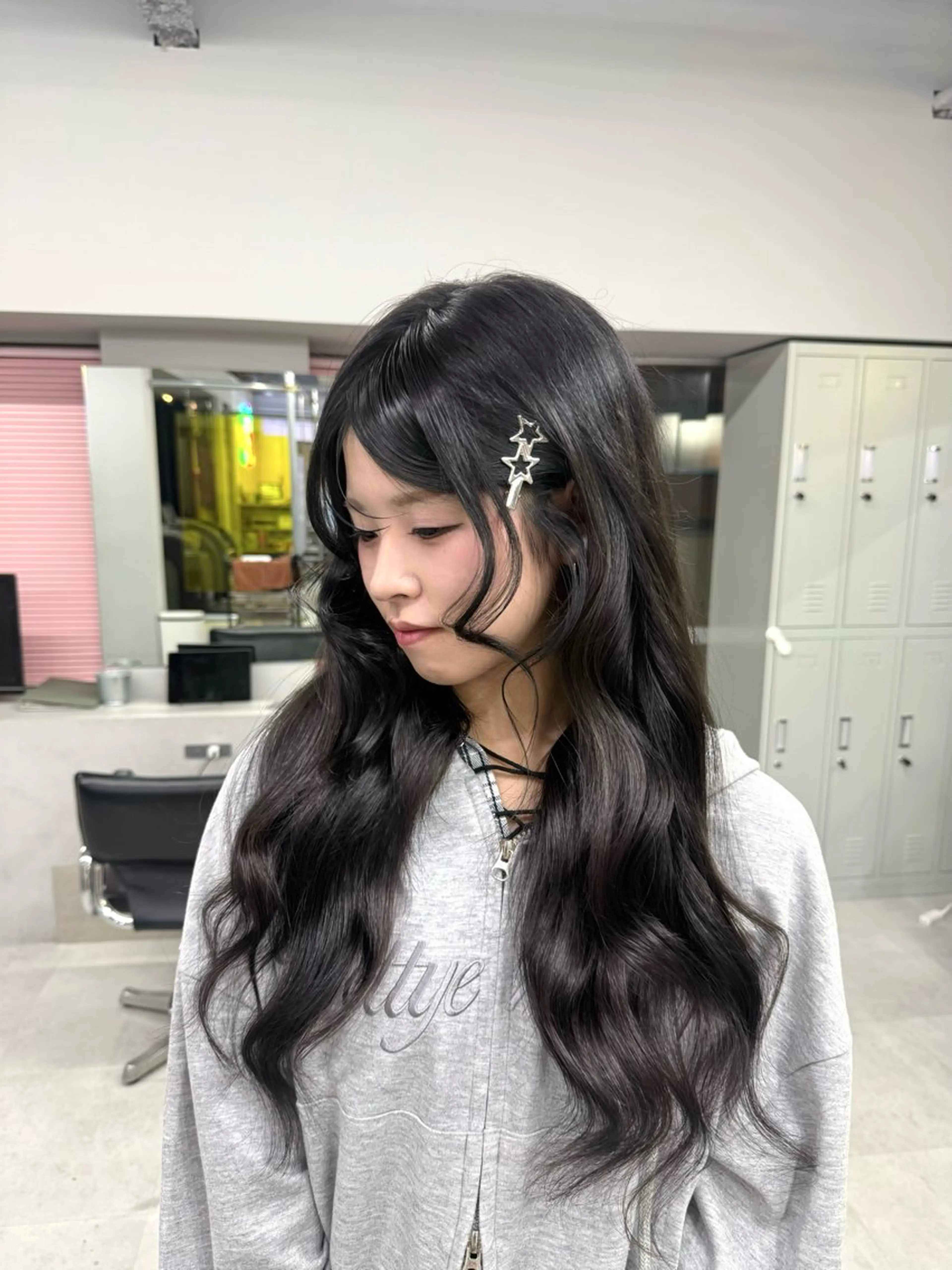 ロング カラー パーマ ヘアアレンジ カット ヘアカラー トリートメント ブリーチカラーLAME 心斎橋 ブリーチ/ケアブリーチ/ブリーチなしダブルカラー所属・中山 綺笑のヘアスタイル