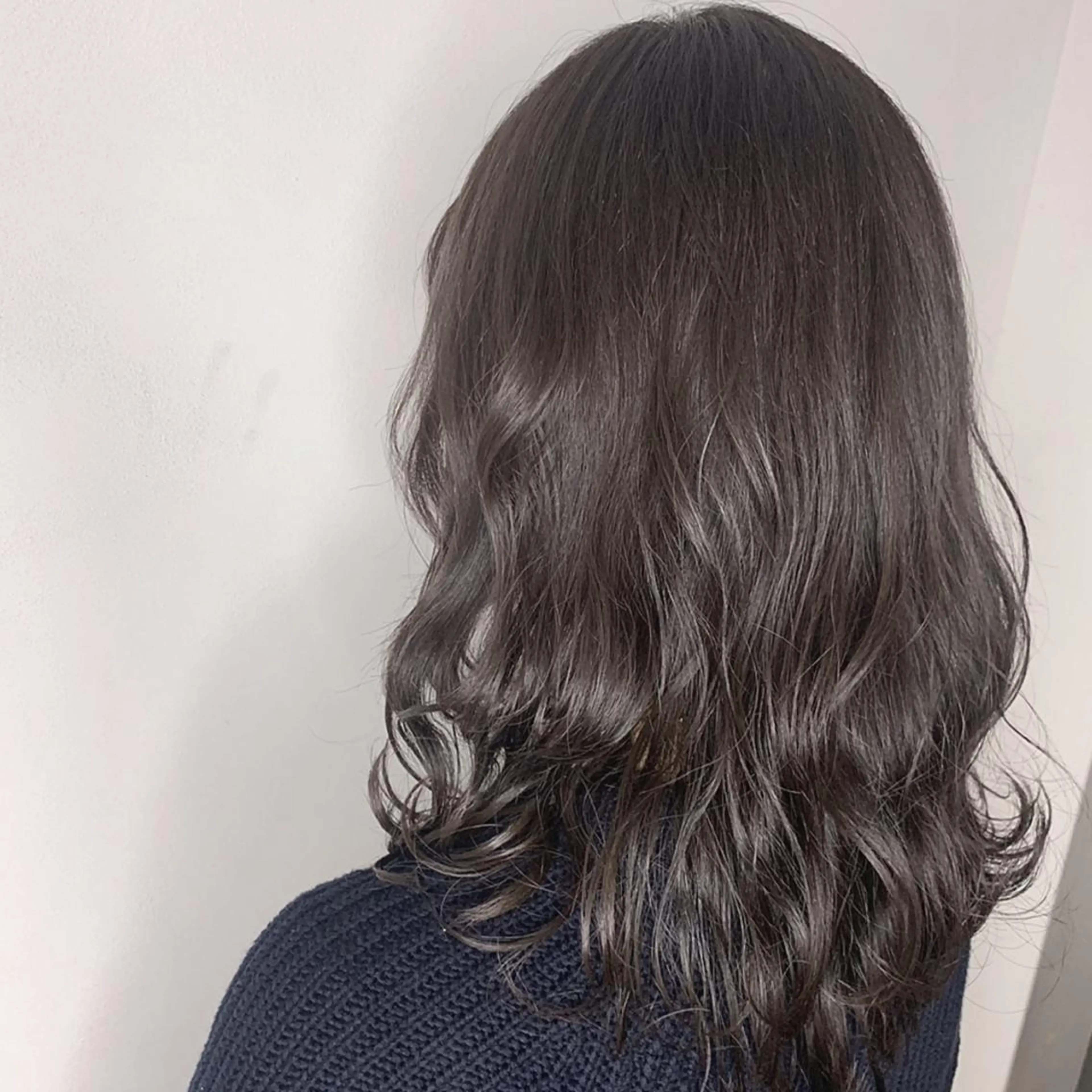 ロング カラー 髪質改善、癖毛直し 縮毛矯正が得意のヘアスタイル