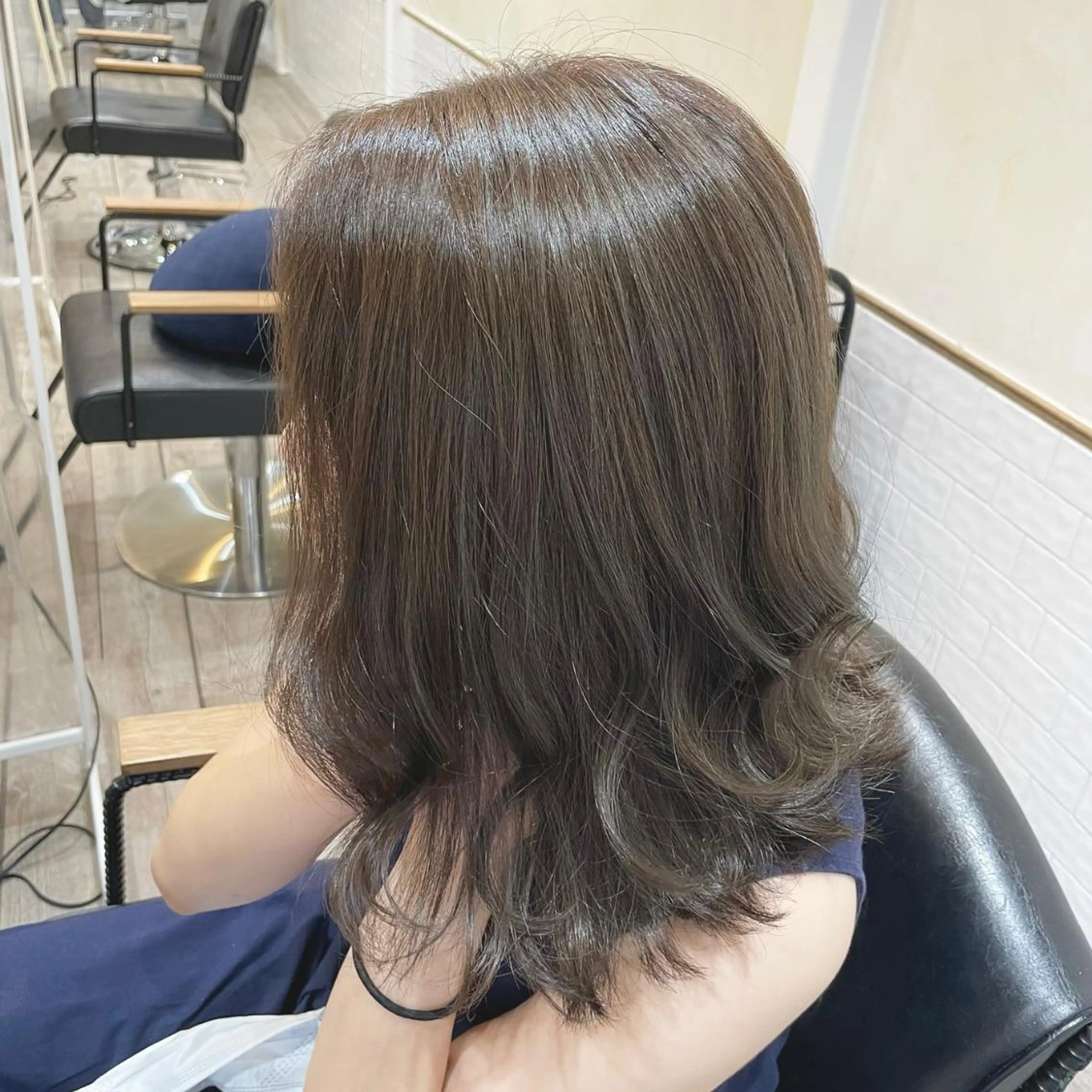 ミディアム ROMEO京橋 MINAMIのヘアスタイル