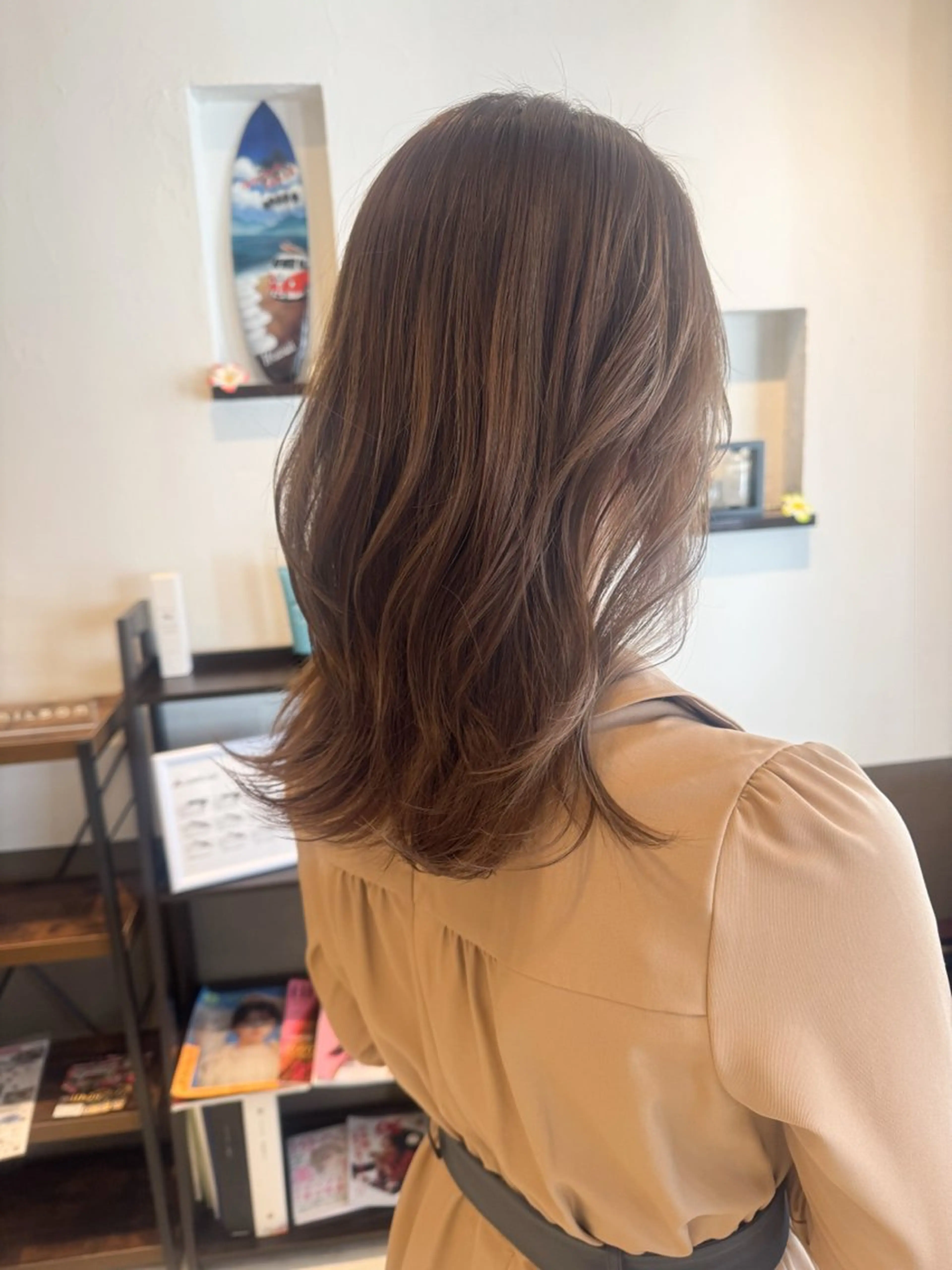 セミロング カラー LEO所属・坂井田 浩樹のヘアスタイル