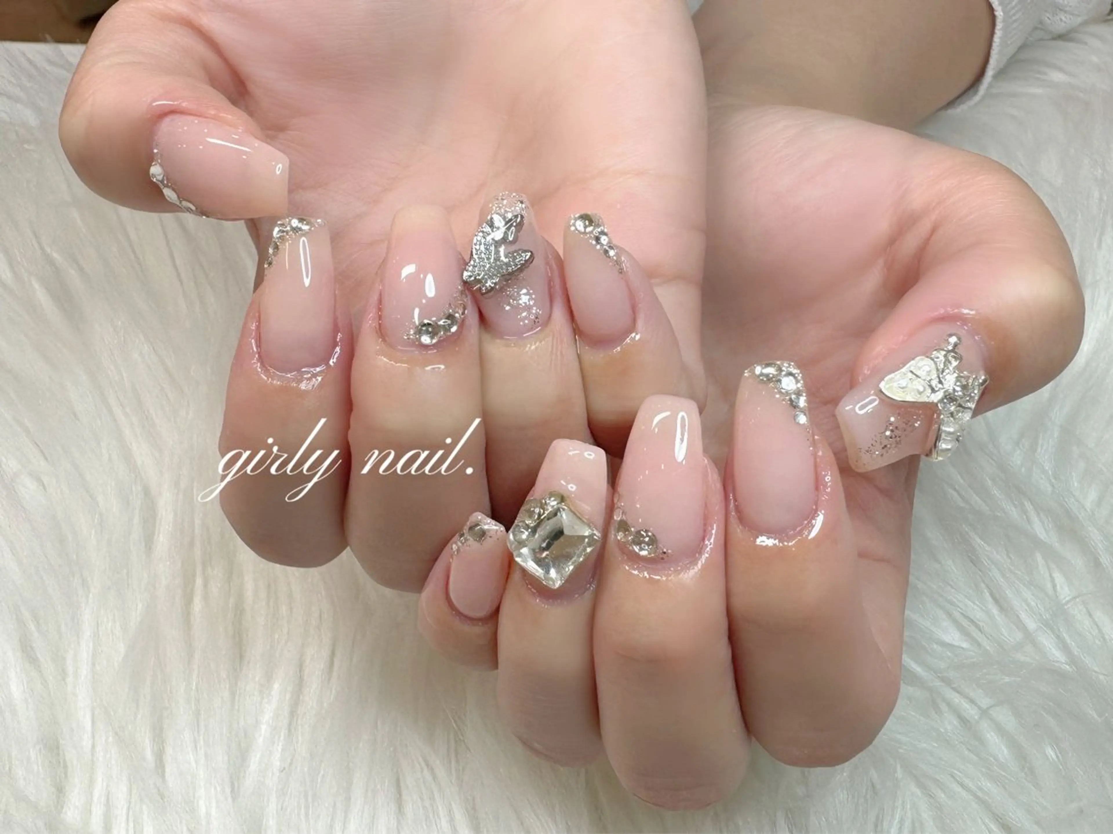 ネイル ハンドネイル UnFLAIR 麻布十番店🧸NAOのネイルデザイン