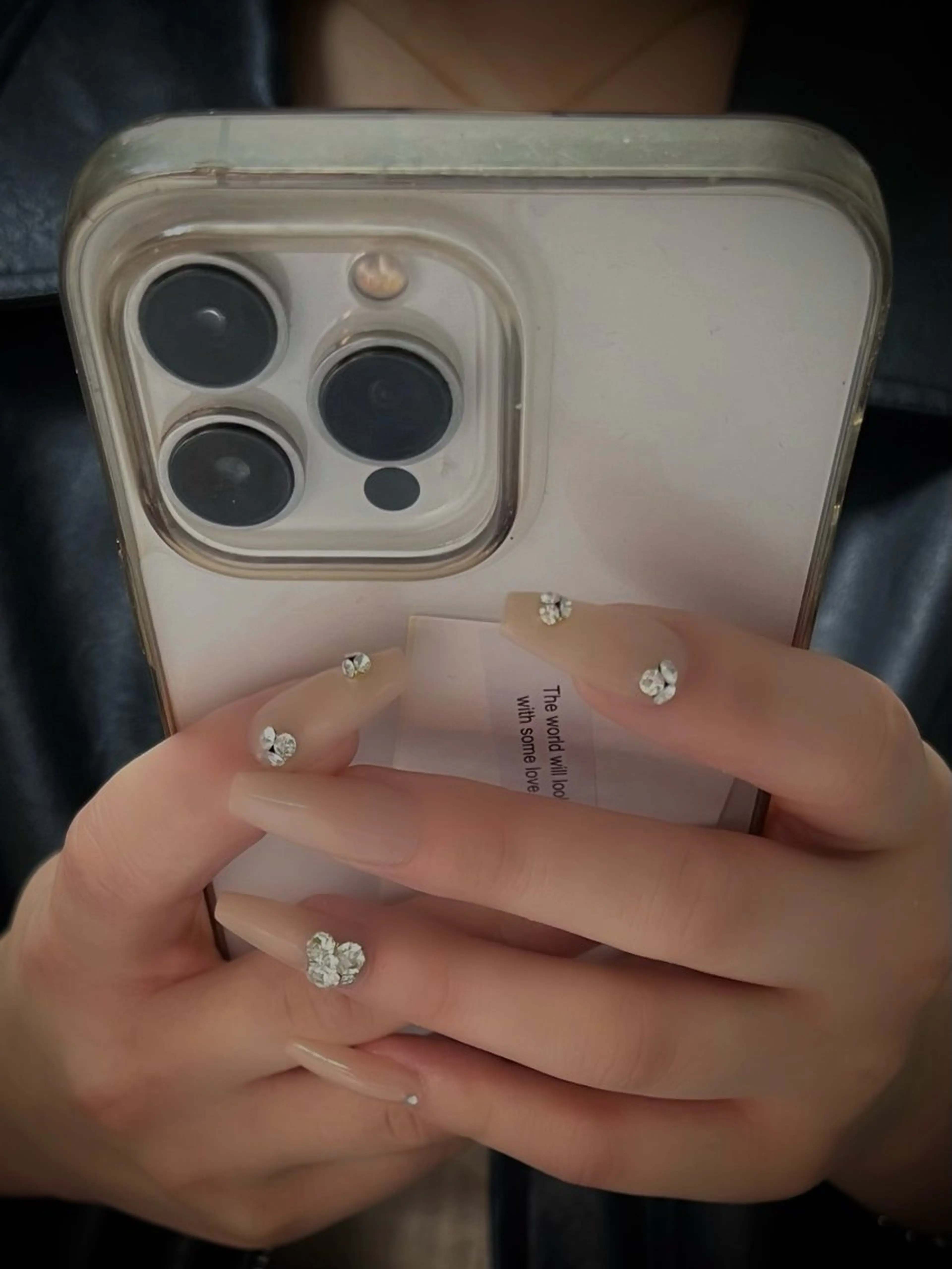 ネイル キラキラネイル マグネットネイル ワンカラーネイル スカルプネイル ワンホンネイル nine.🦋 YUKOのネイルデザイン