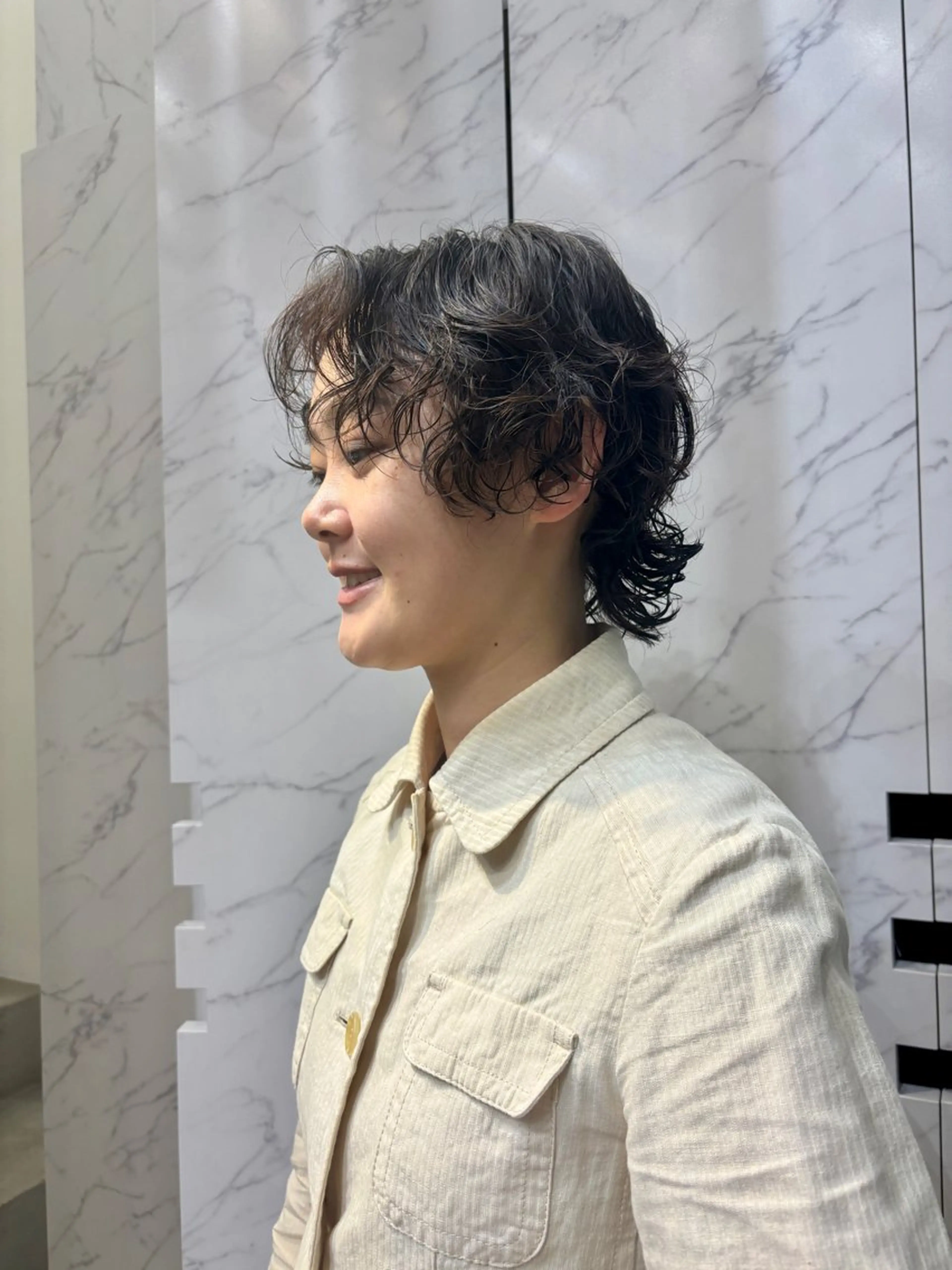 ショート ショートヘア ウルフカット カット パーマ miu /透明感カラーのヘアスタイル