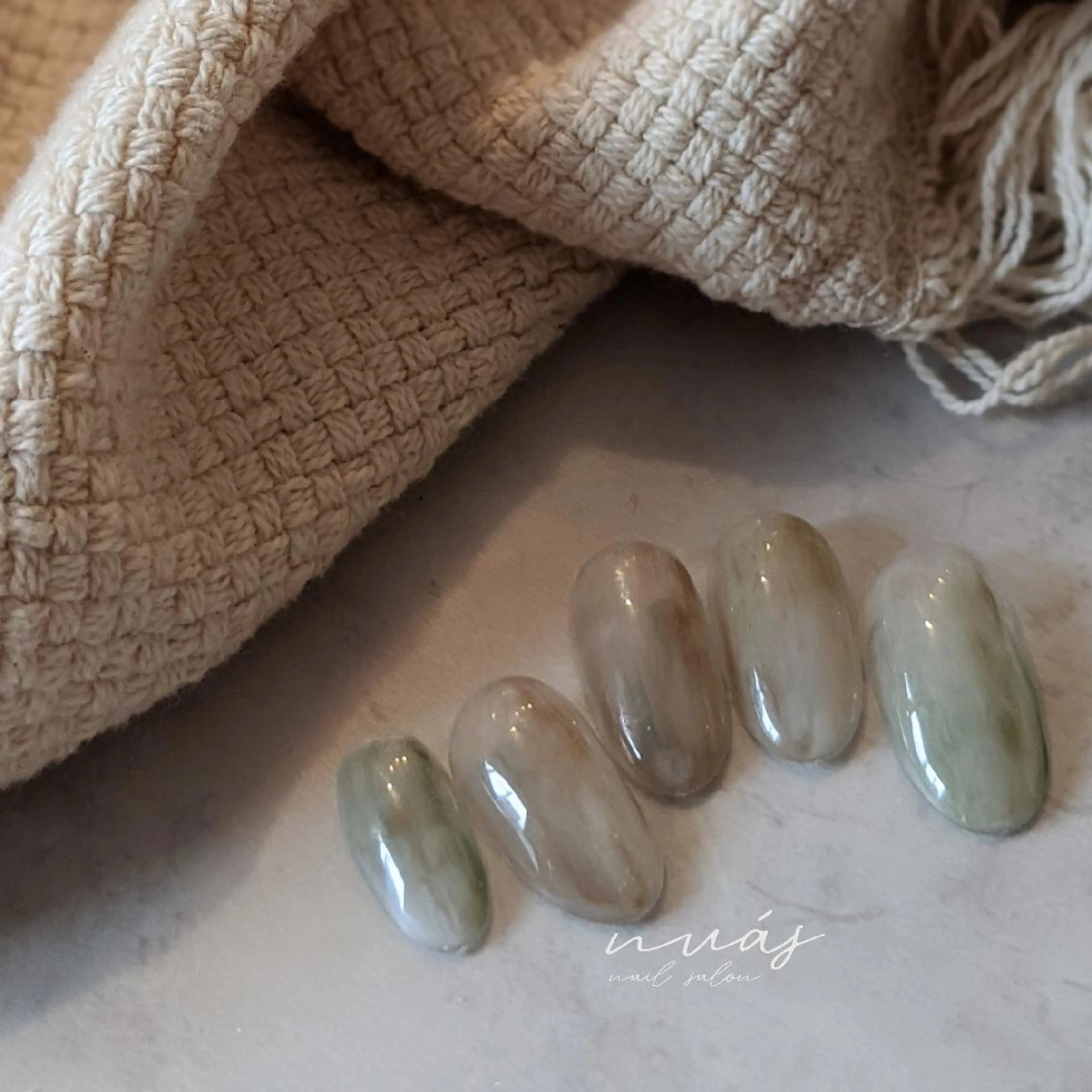 ネイル nuás nail & eyeのネイルデザイン