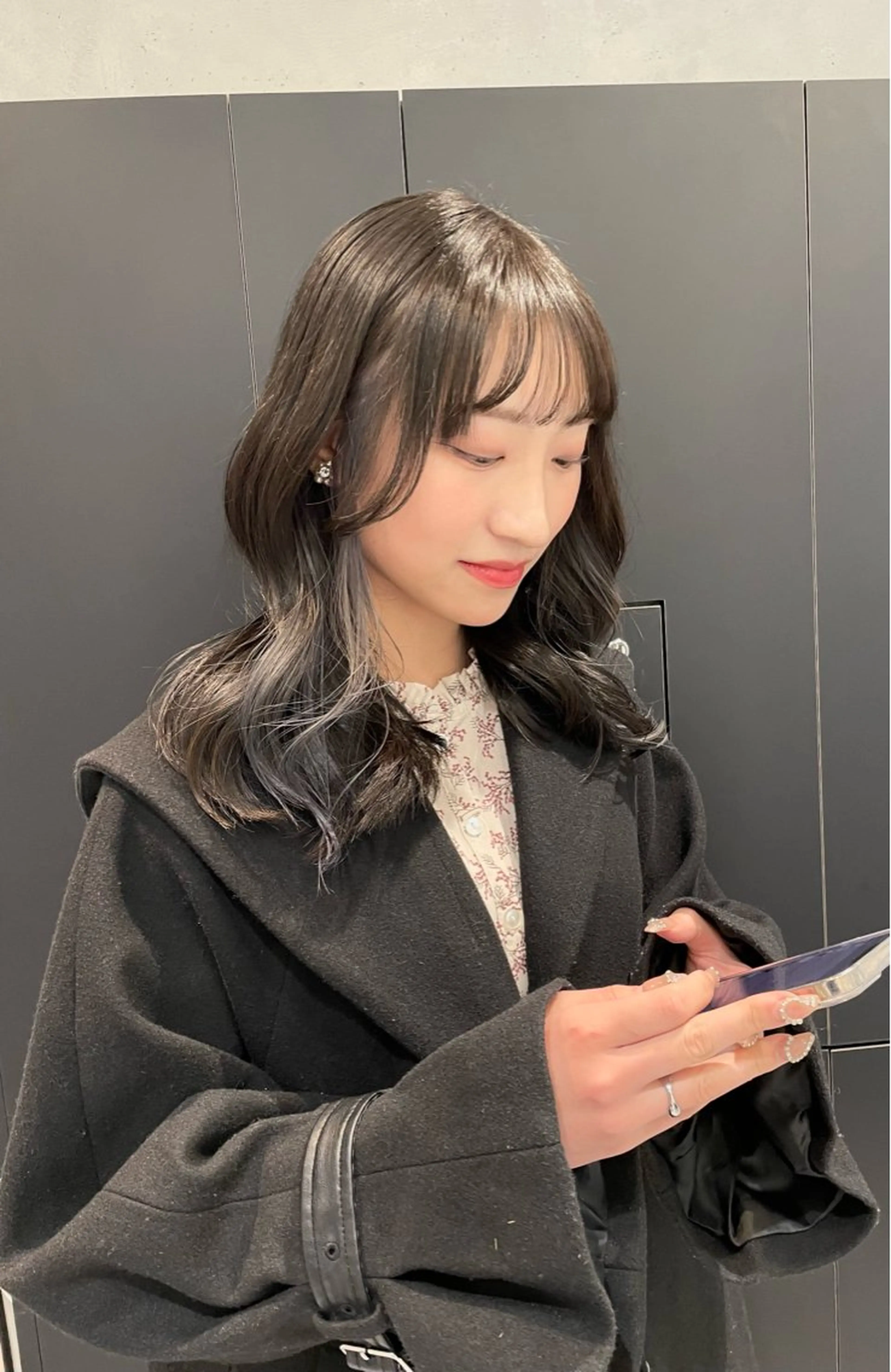 セミロング ヘアカラー 【美容室が苦手な方 専問美容室】MIHOのヘアスタイル