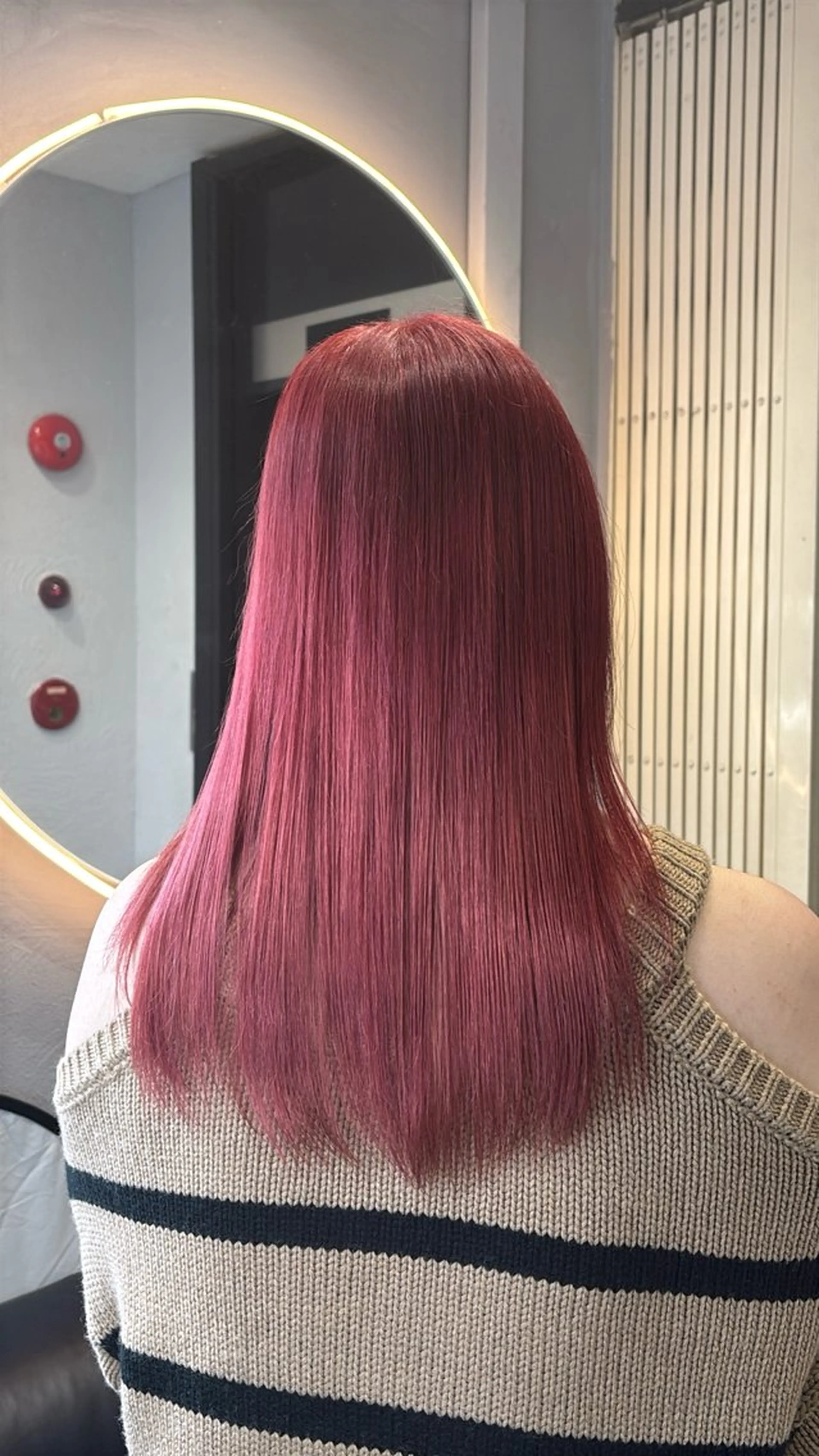 ロング ヘアカラー トリートメント ヘッドスパ ヘアセット 韓国ヘア/ブリーチ無 しWカラー/オリーブのヘアスタイル