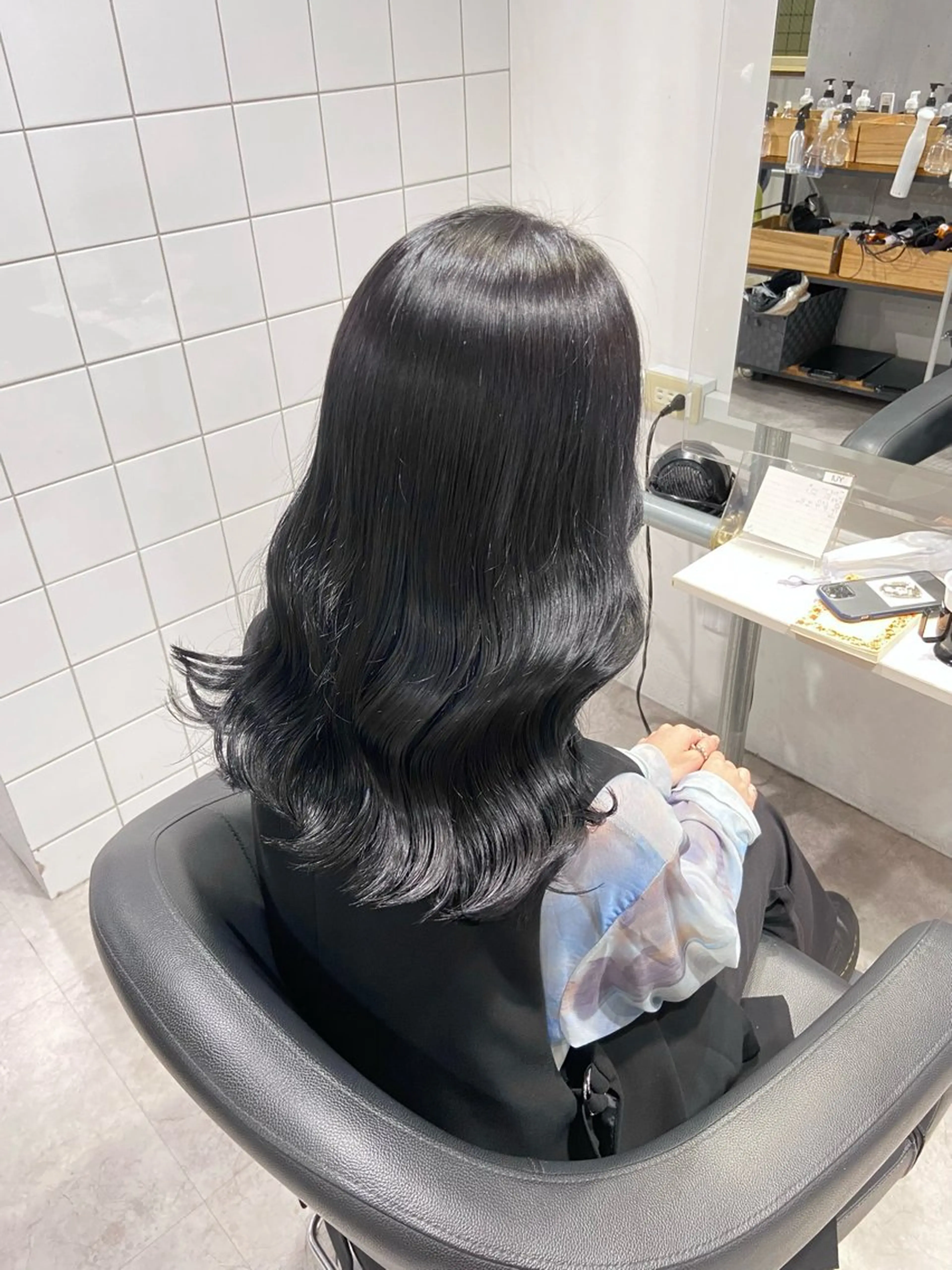 ロング カラー 透明感カラー 髪質改善 トリートメント 💙ハイトーン韓国風 色白ヘア💙manaのヘアスタイル