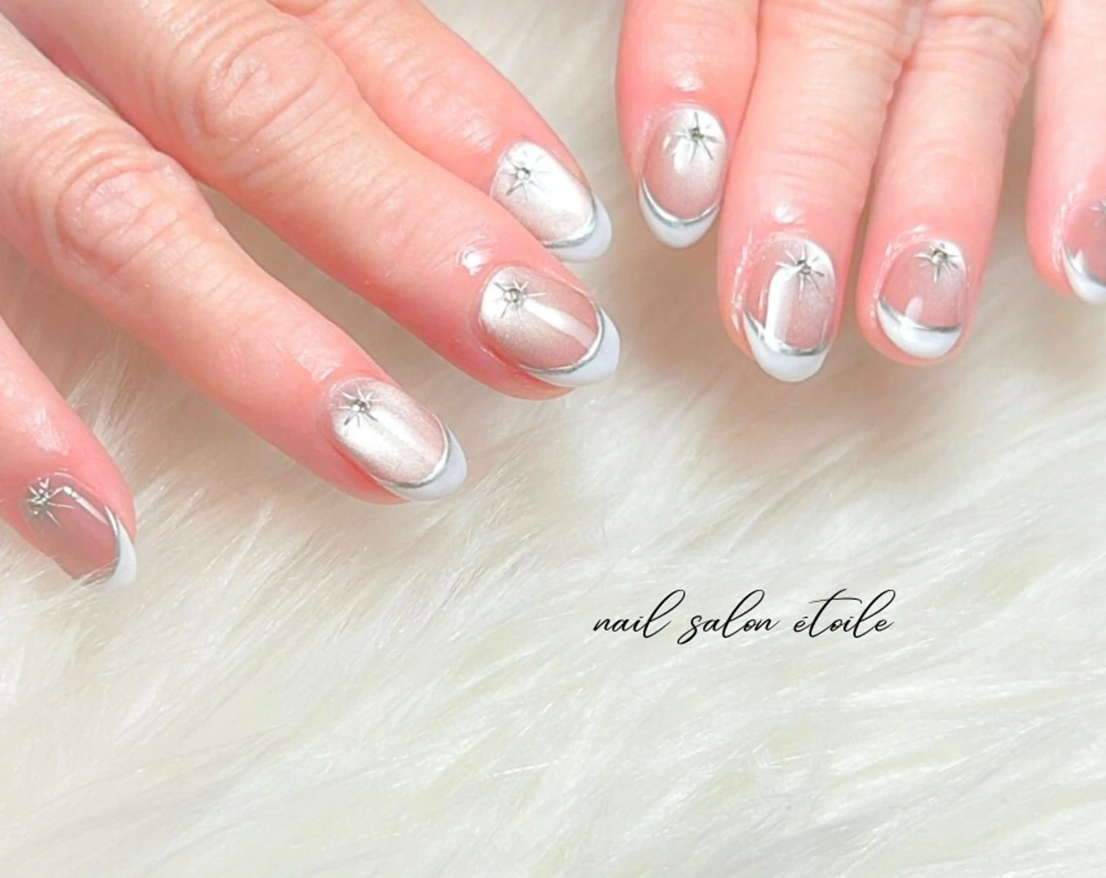 ネイル フレンチネイル ストーンネイル ハンドネイル nail salon étoileのネイルデザイン