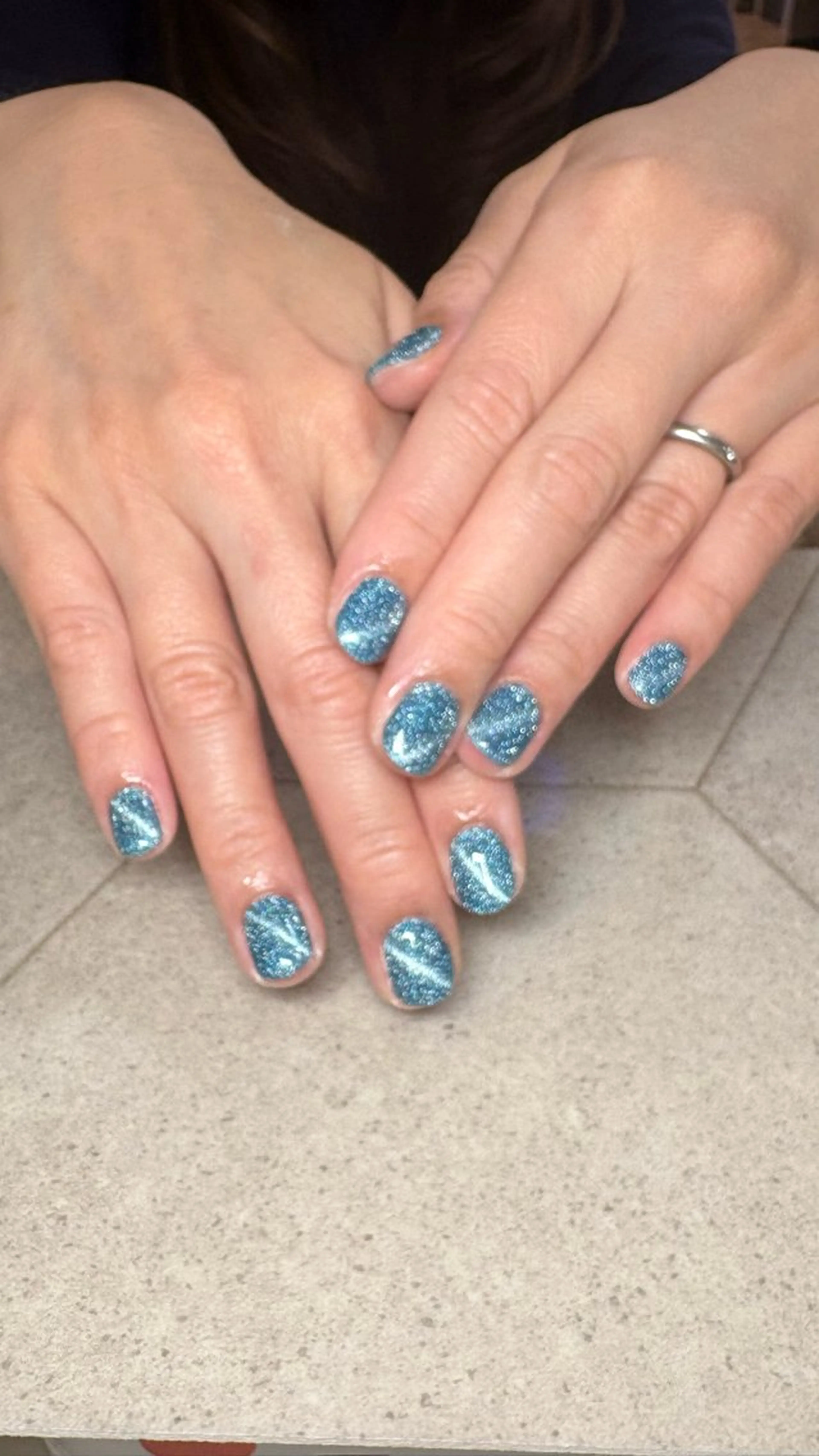 ネイル 三輪 彩美春のネイルデザイン