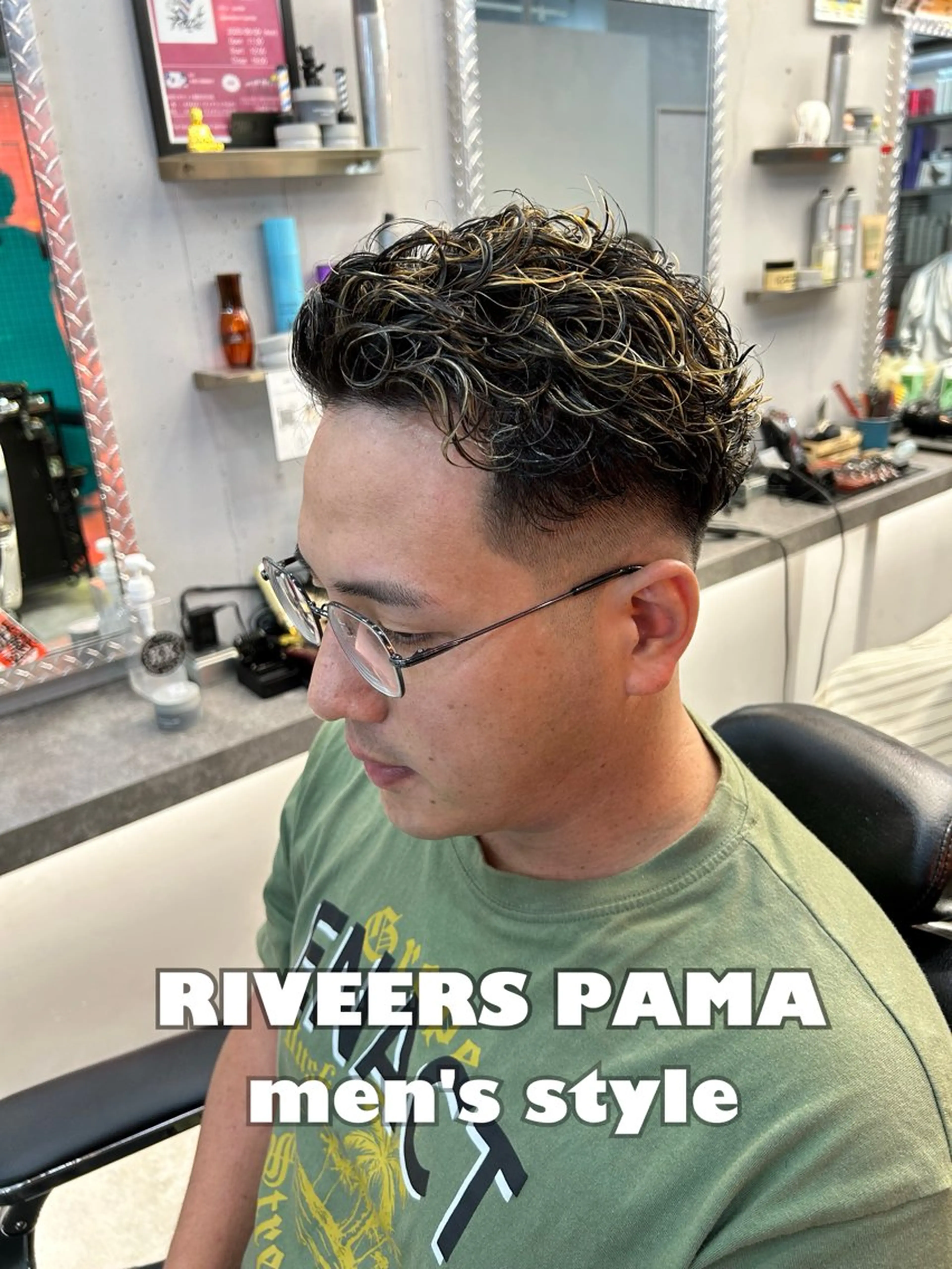 ショート パーマ メンズ フェードカット メンズパーマ 似合わせカット 難波店/メンズパーマ •フェード/河本かほのヘアスタイル