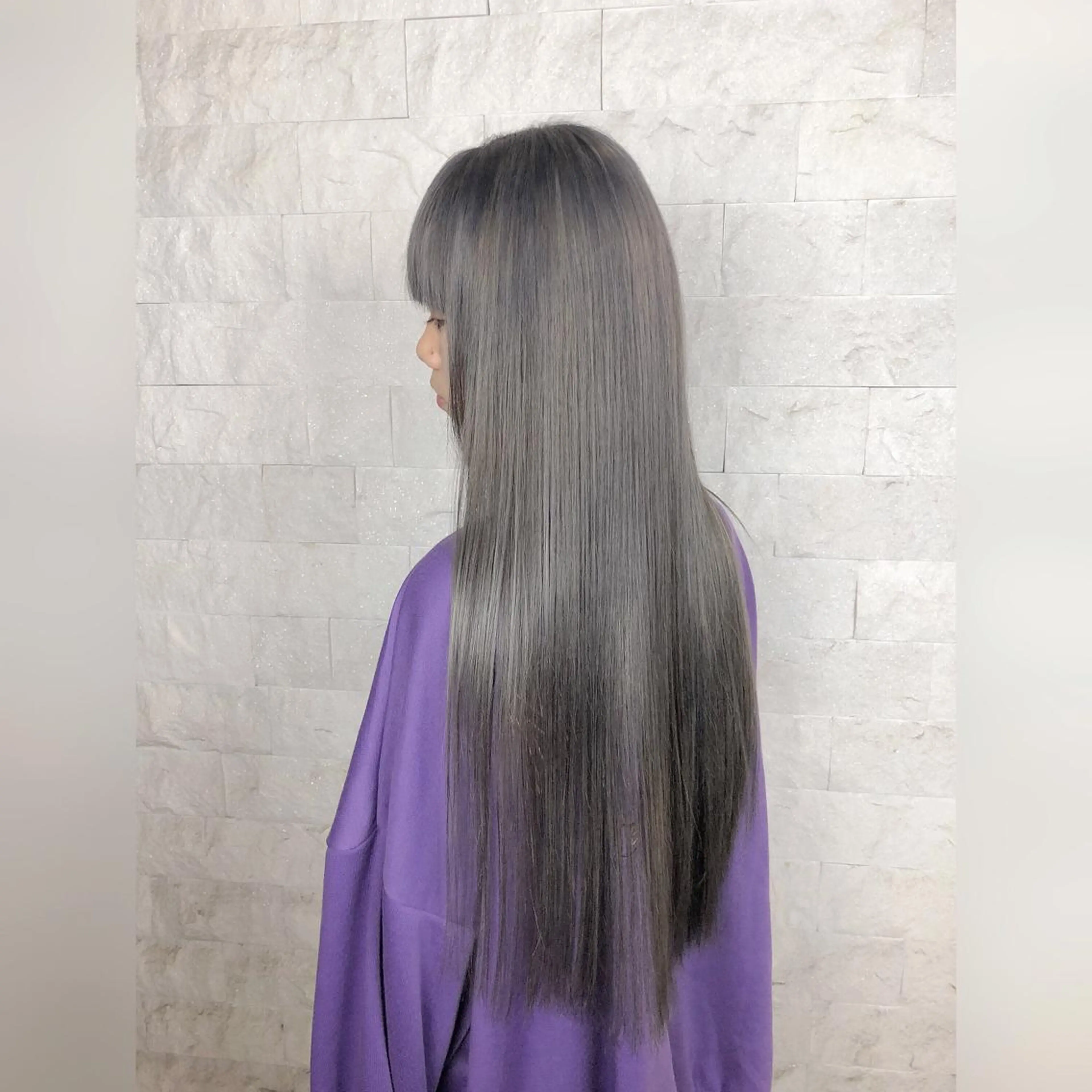 ロング カラー グレージュ 圧倒的美髪ストレート ツダケイタロウのヘアスタイル