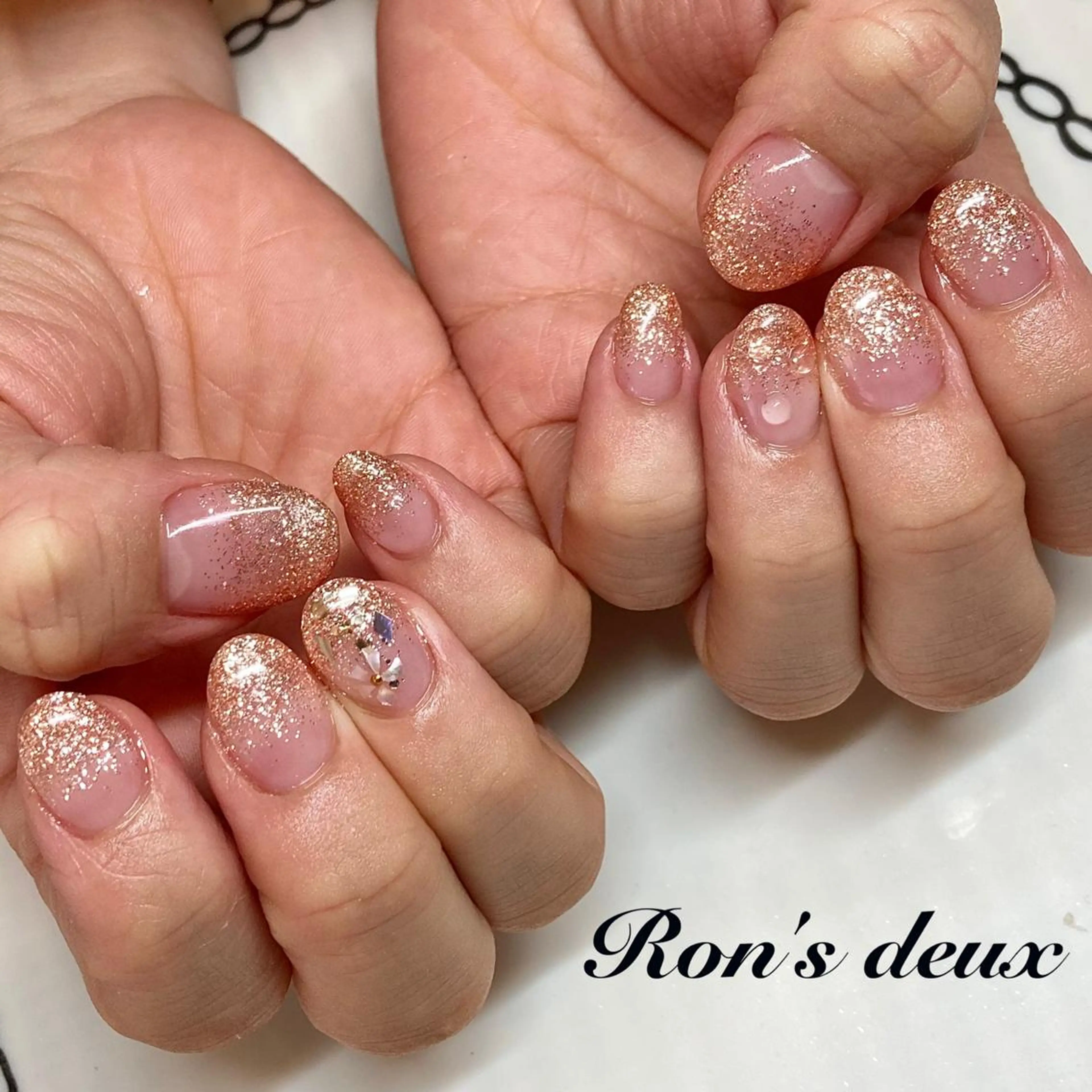 ネイル ラメ(グリッター) ラメグラデーション Ron's nail 仙田のネイルデザイン