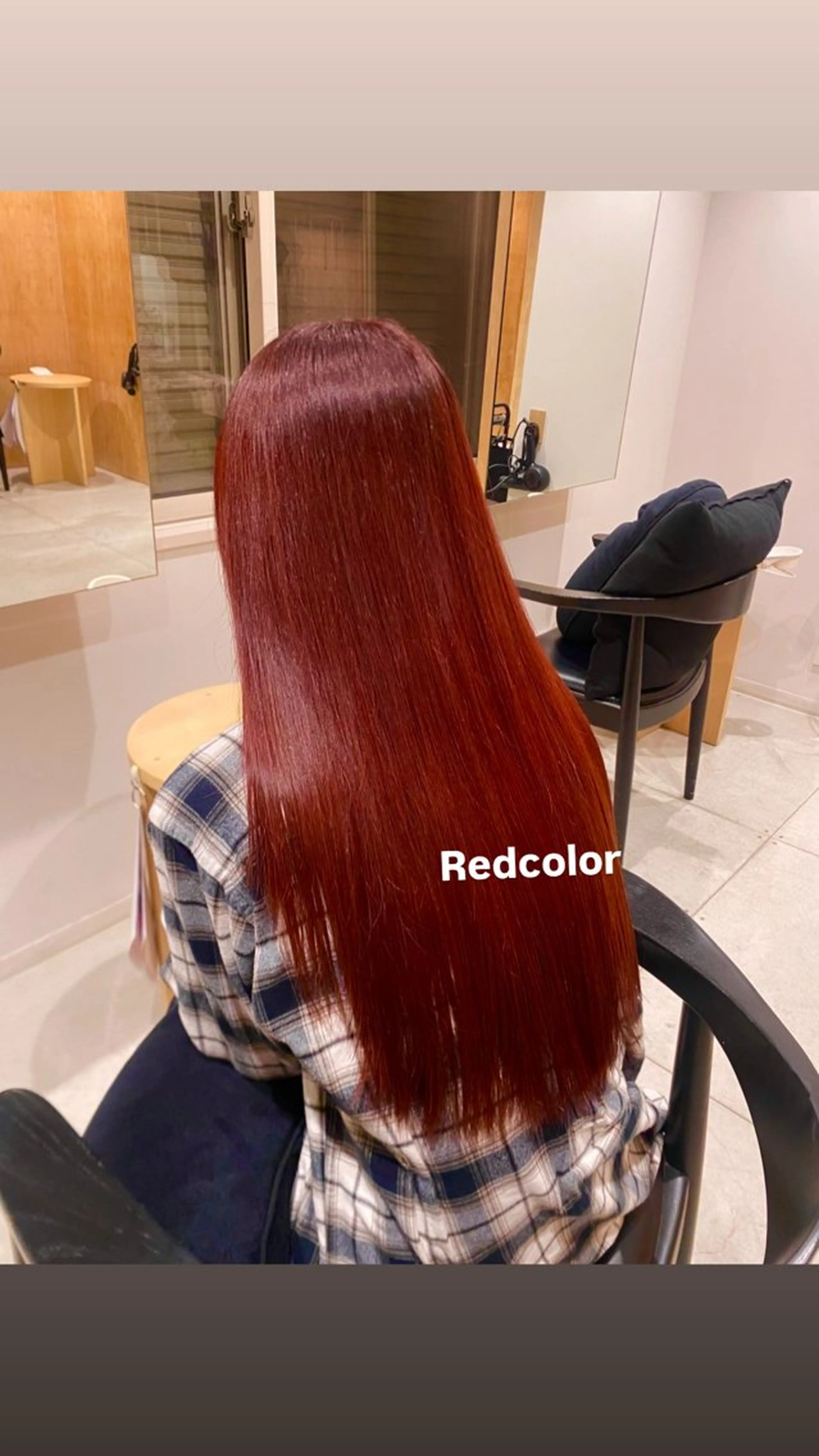 ミディアム カット ヘアカラー ブリーチなしカラー/ 顔周りレイヤーのヘアスタイル