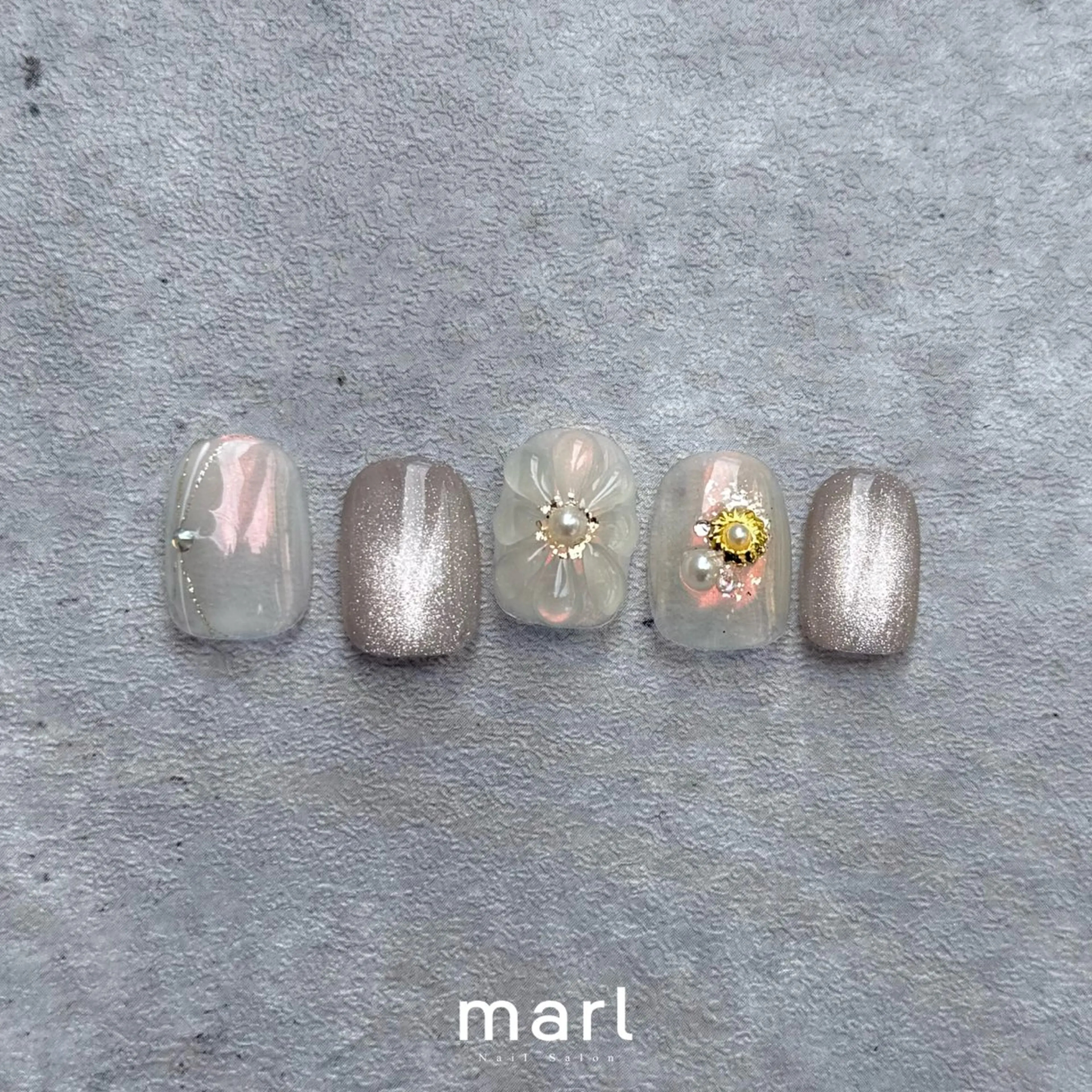ネイル 成人式 ハンドネイル marl -Msisnailsalon-甲子園店所属・marl 甲子園店 aiのネイルデザイン