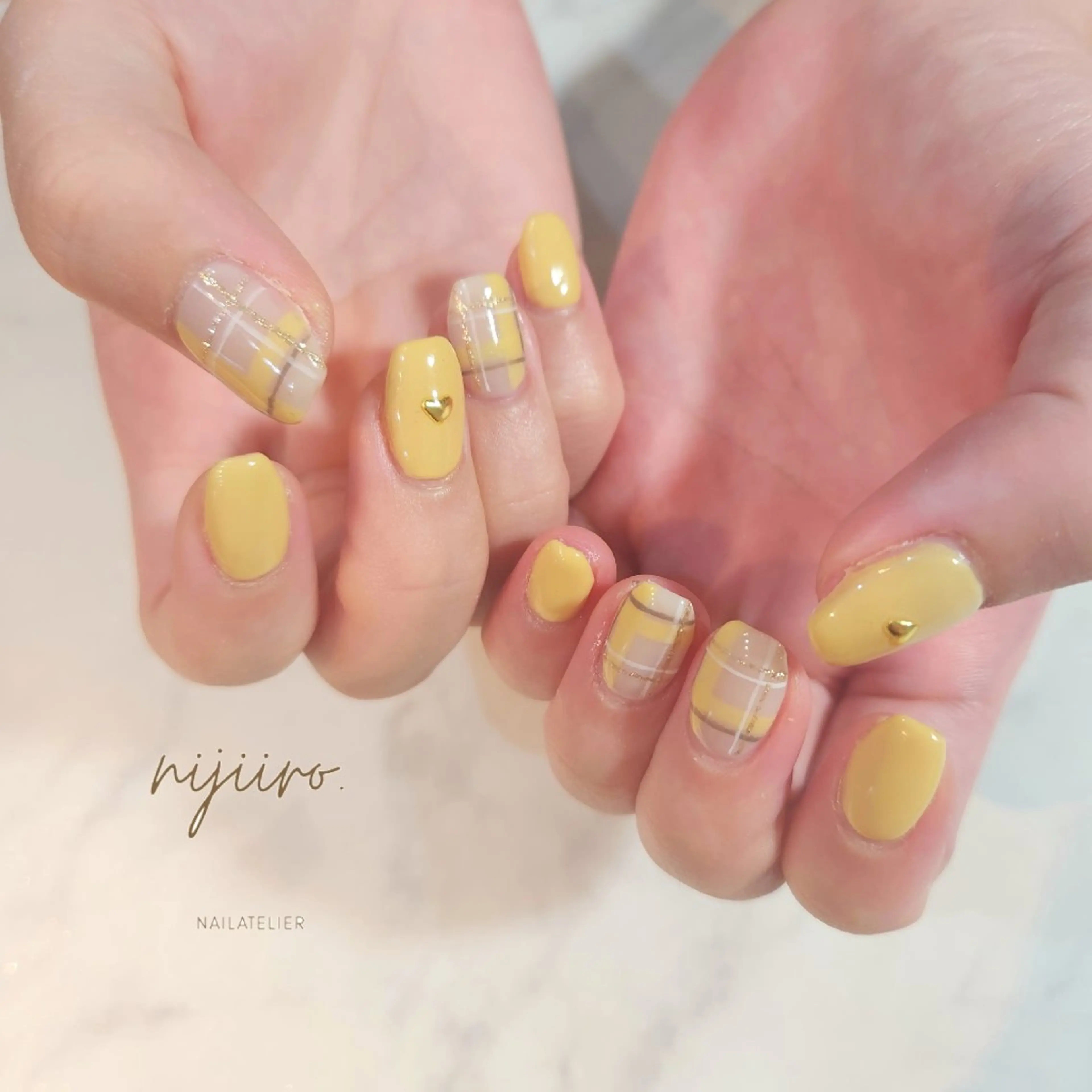 ネイル ハンドネイル nailatelier nijiiro.所属・nijiiro🌈 サトウのネイルデザイン