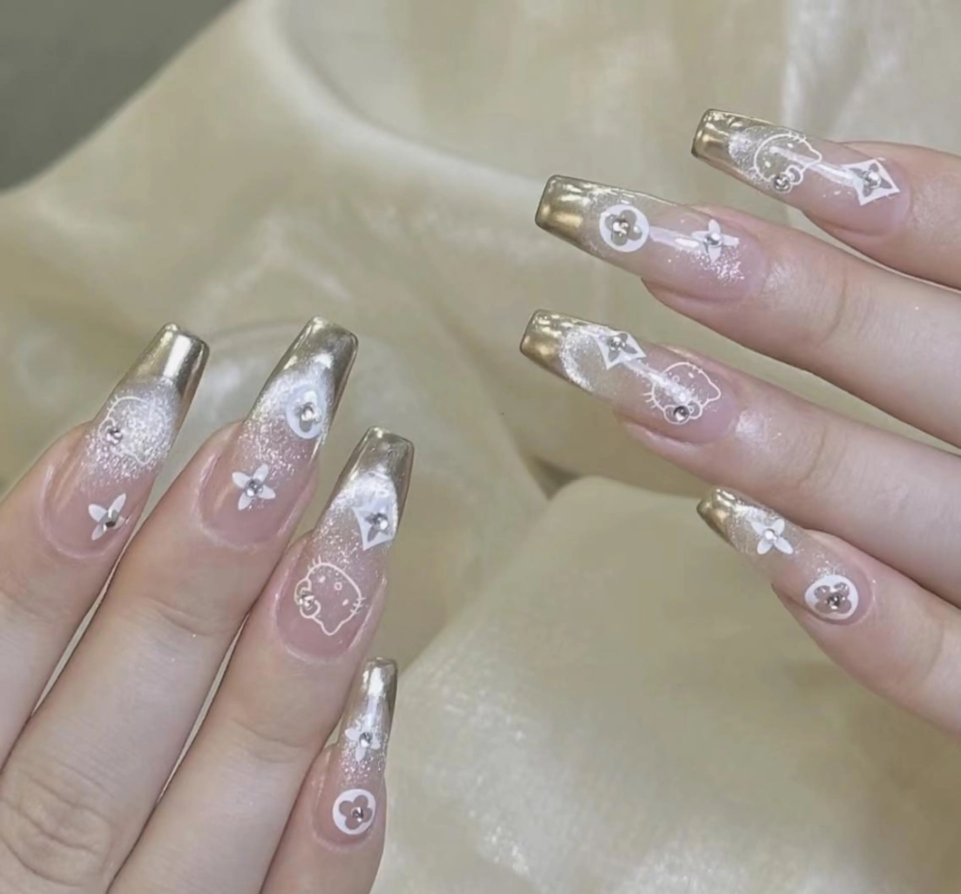ネイル ハンドネイル ハンドケア 🍑 momo_nailのネイルデザイン