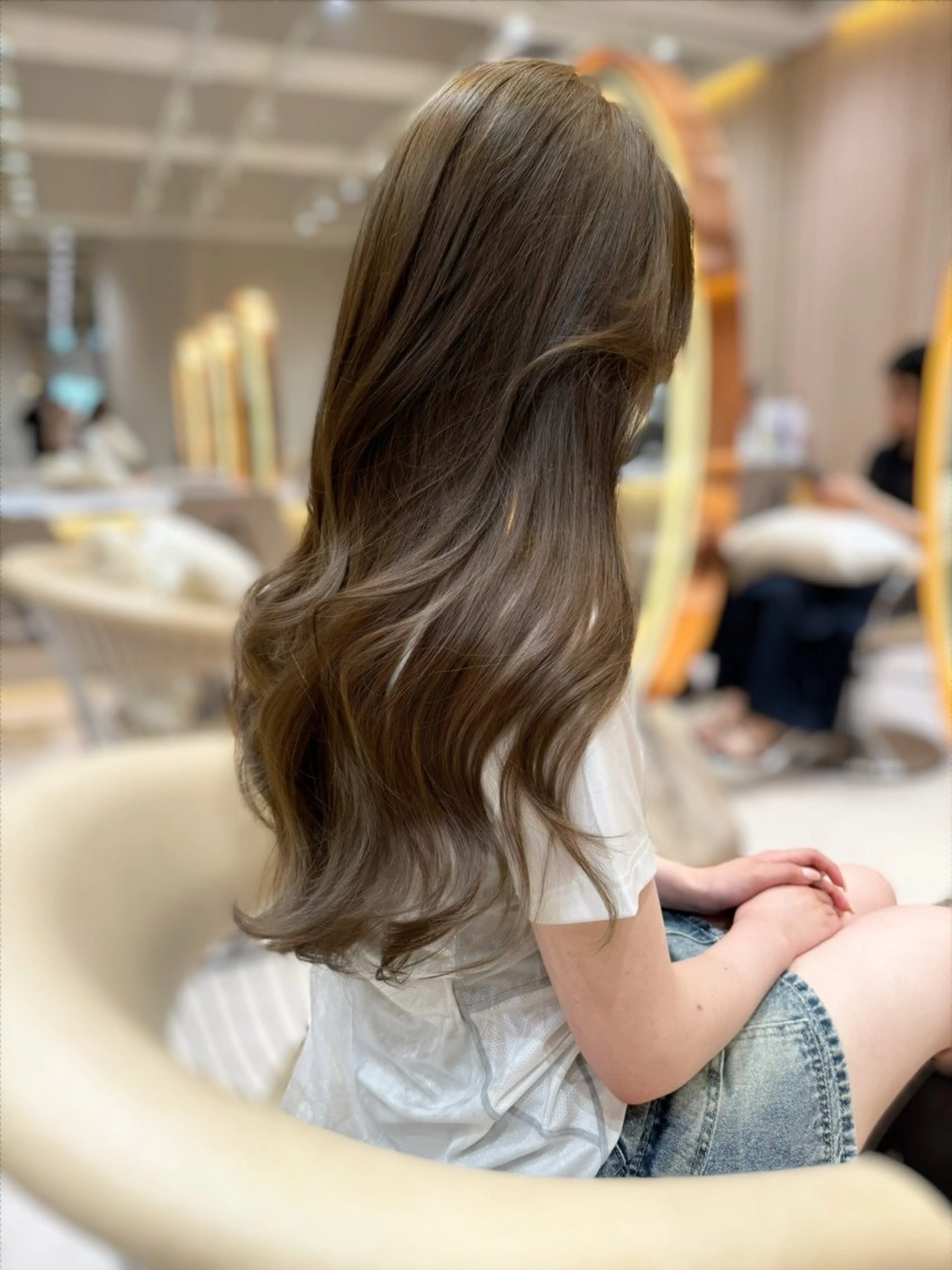 ロング カラー 透明感カラー🤎 中川智帆のヘアスタイル