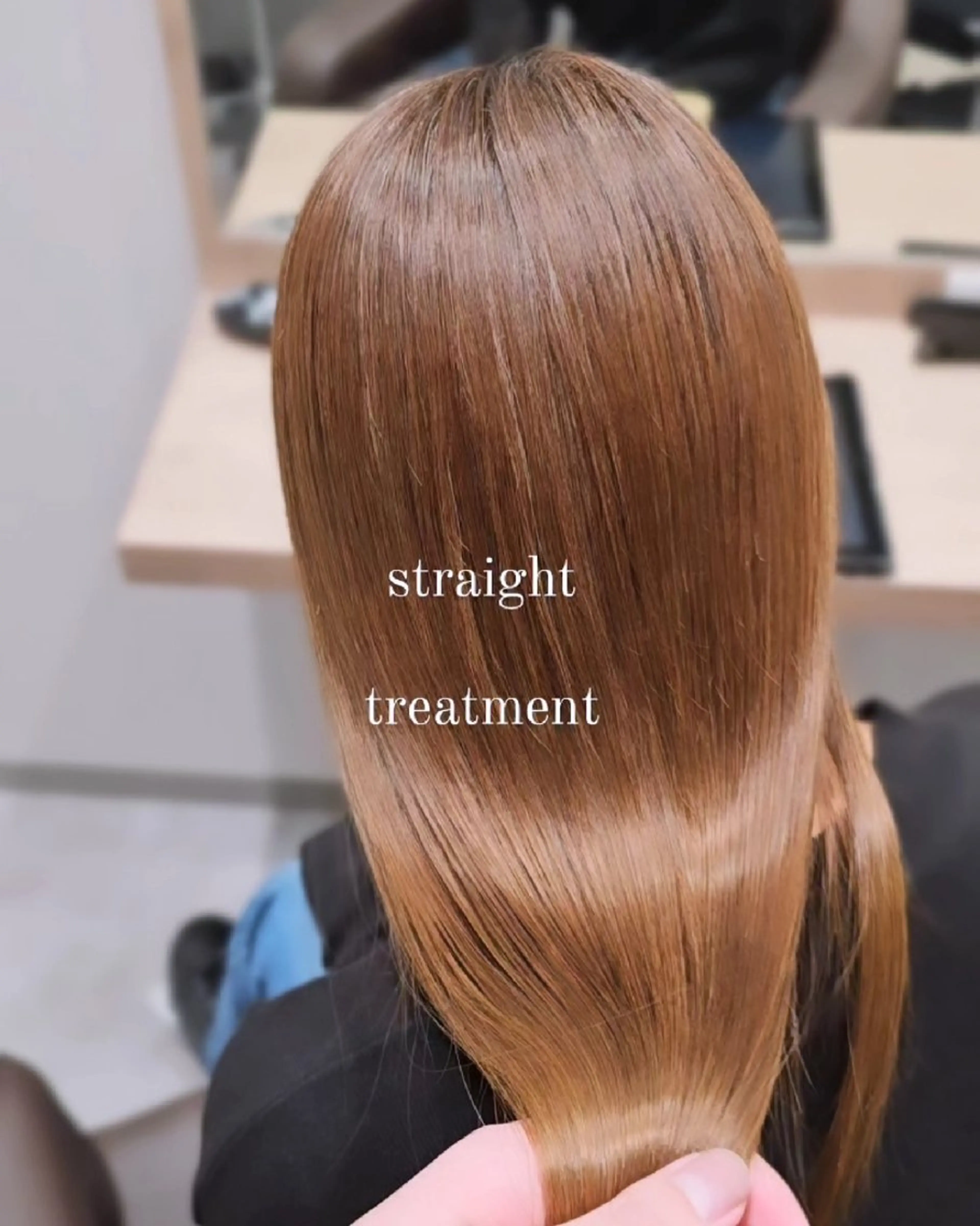 セミロング トリートメント カット 縮毛矯正 トリートメント サロウィン　神戸三宮店所属・三宮No.1ブリーチ 無しカラー/杉山太貴のヘアスタイル