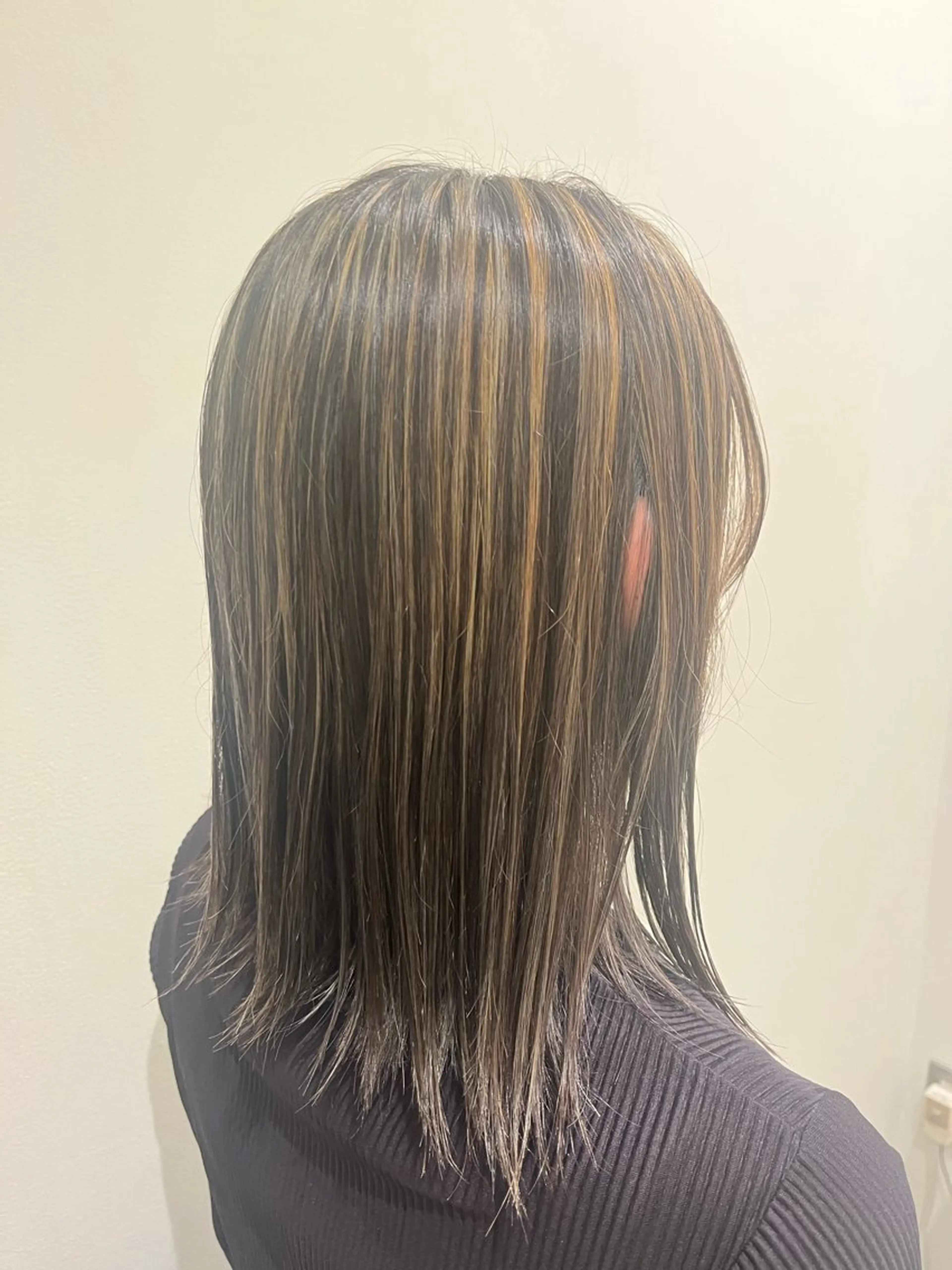 ミディアム カラー -さたけ たつき-のヘアスタイル