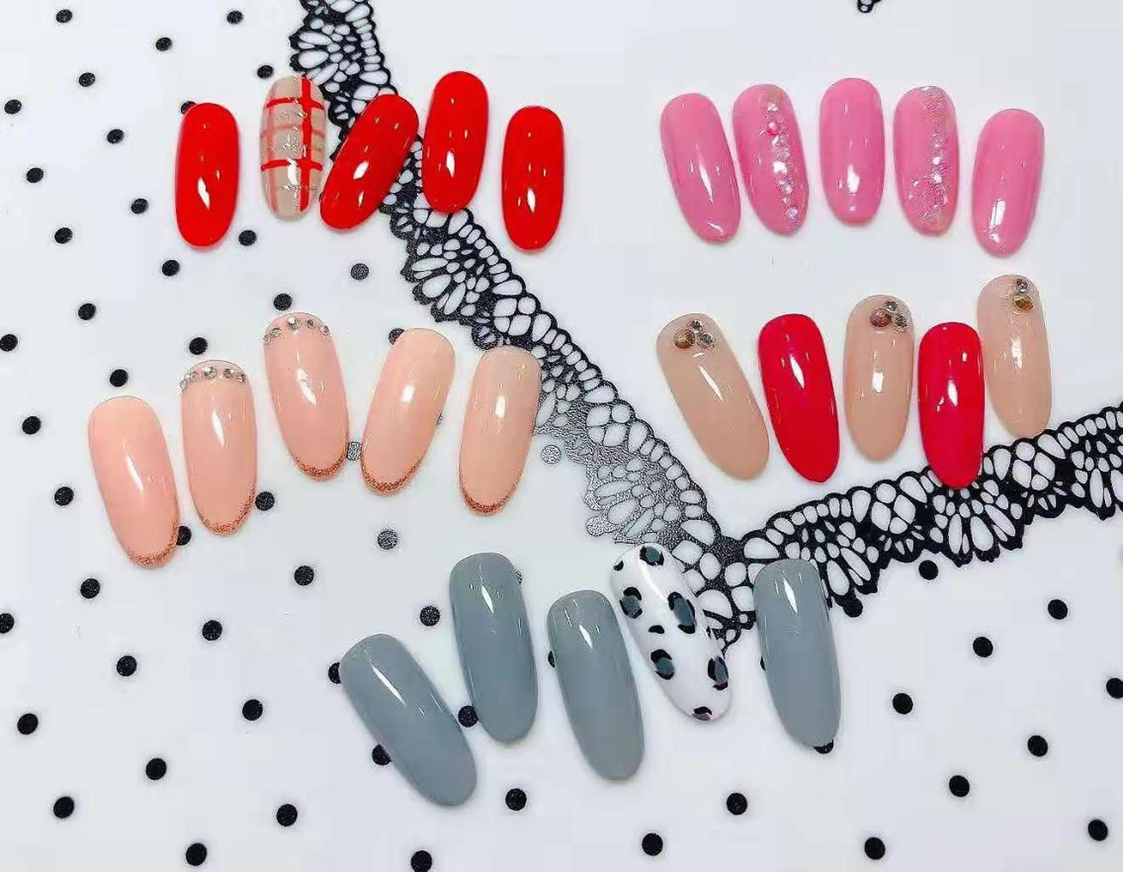 ネイル AB マツエクネイルサロンのネイルデザイン