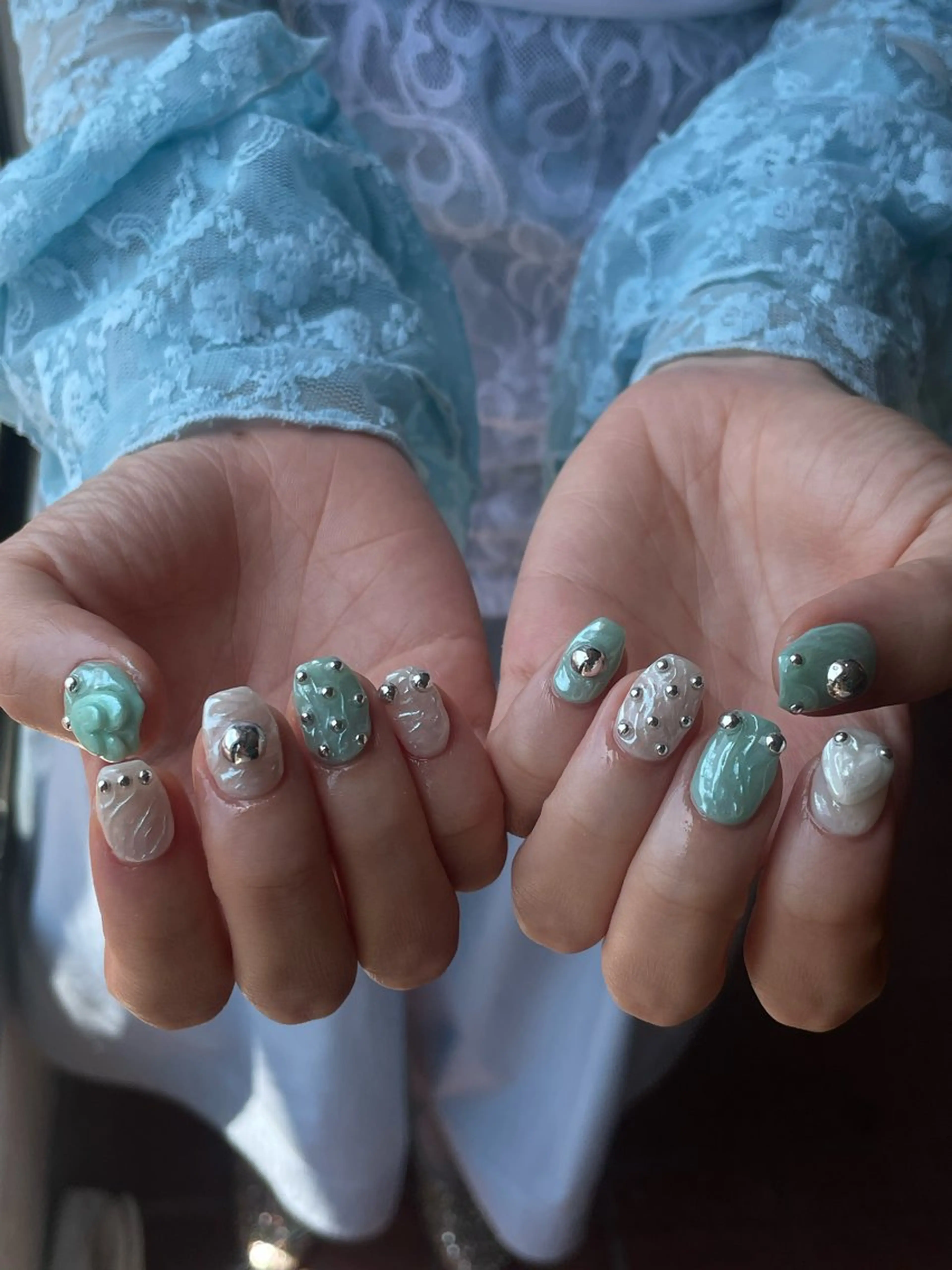 ネイル ハンドネイル shion .のネイルデザイン