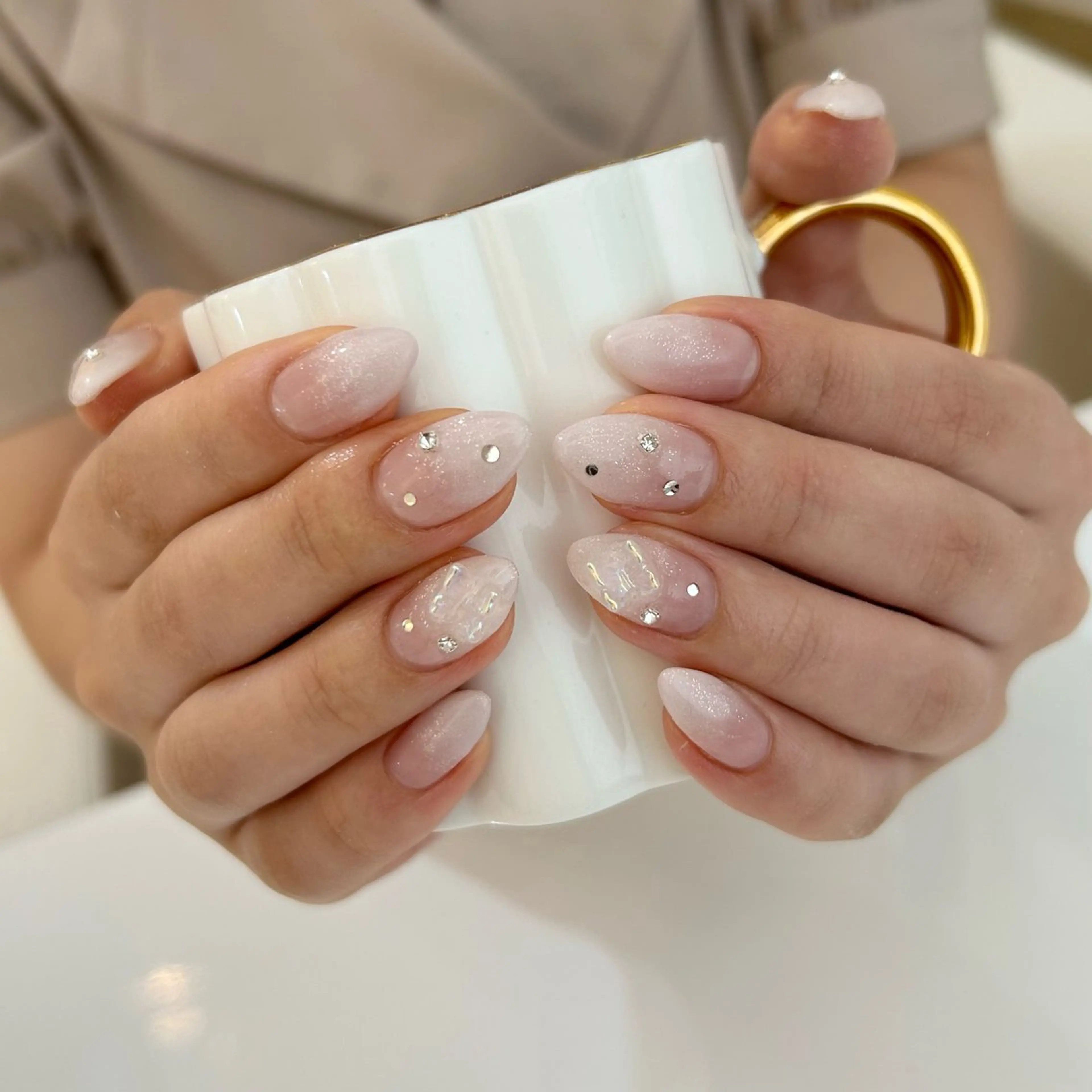 ネイル ハンドネイル ViViA momokaのネイルデザイン