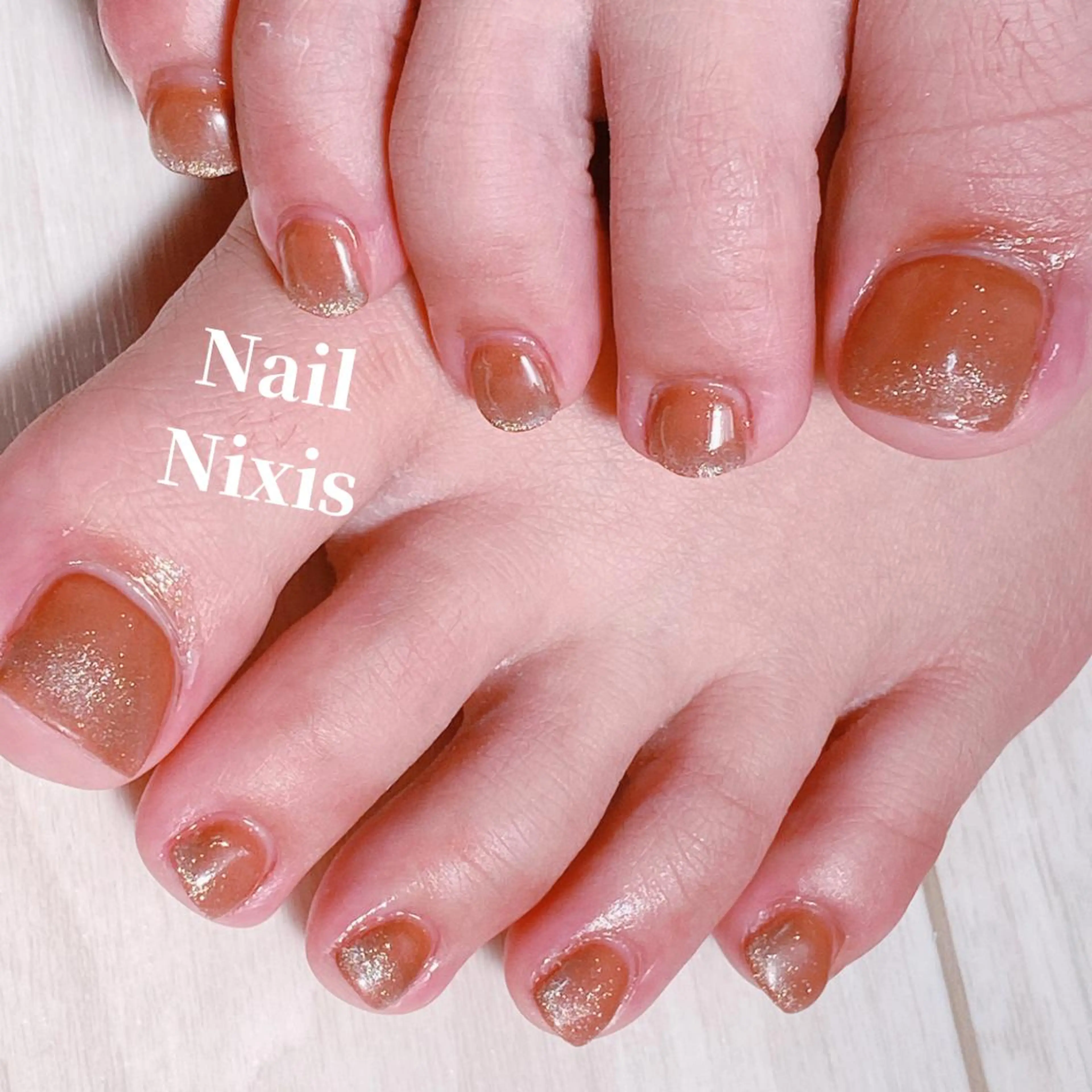 ネイル マグネットネイル 大人キレイ 𝑁𝑖𝑥𝑖𝑠のネイルデザイン