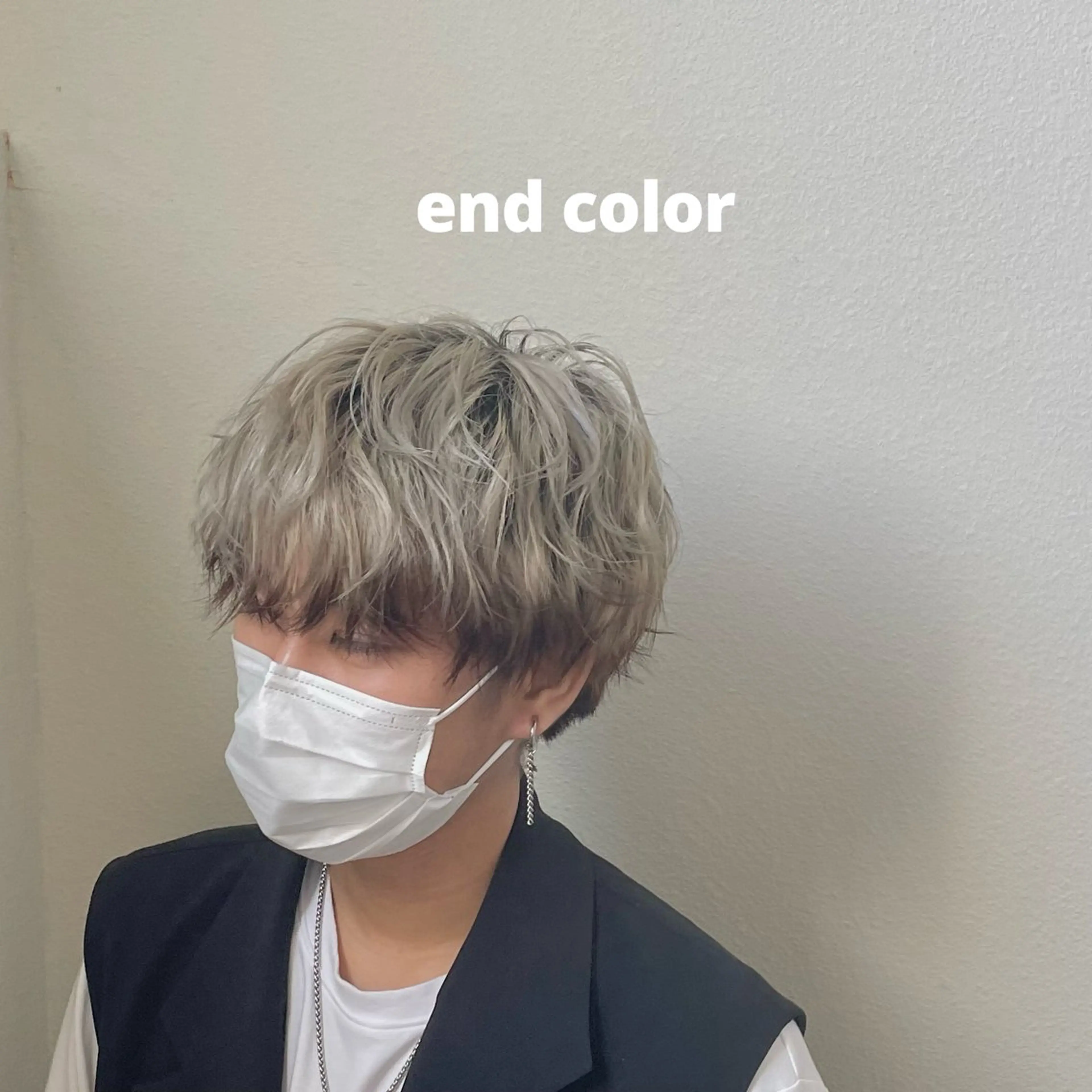 メンズ 夏向/ハイトーン /パーマのヘアスタイル