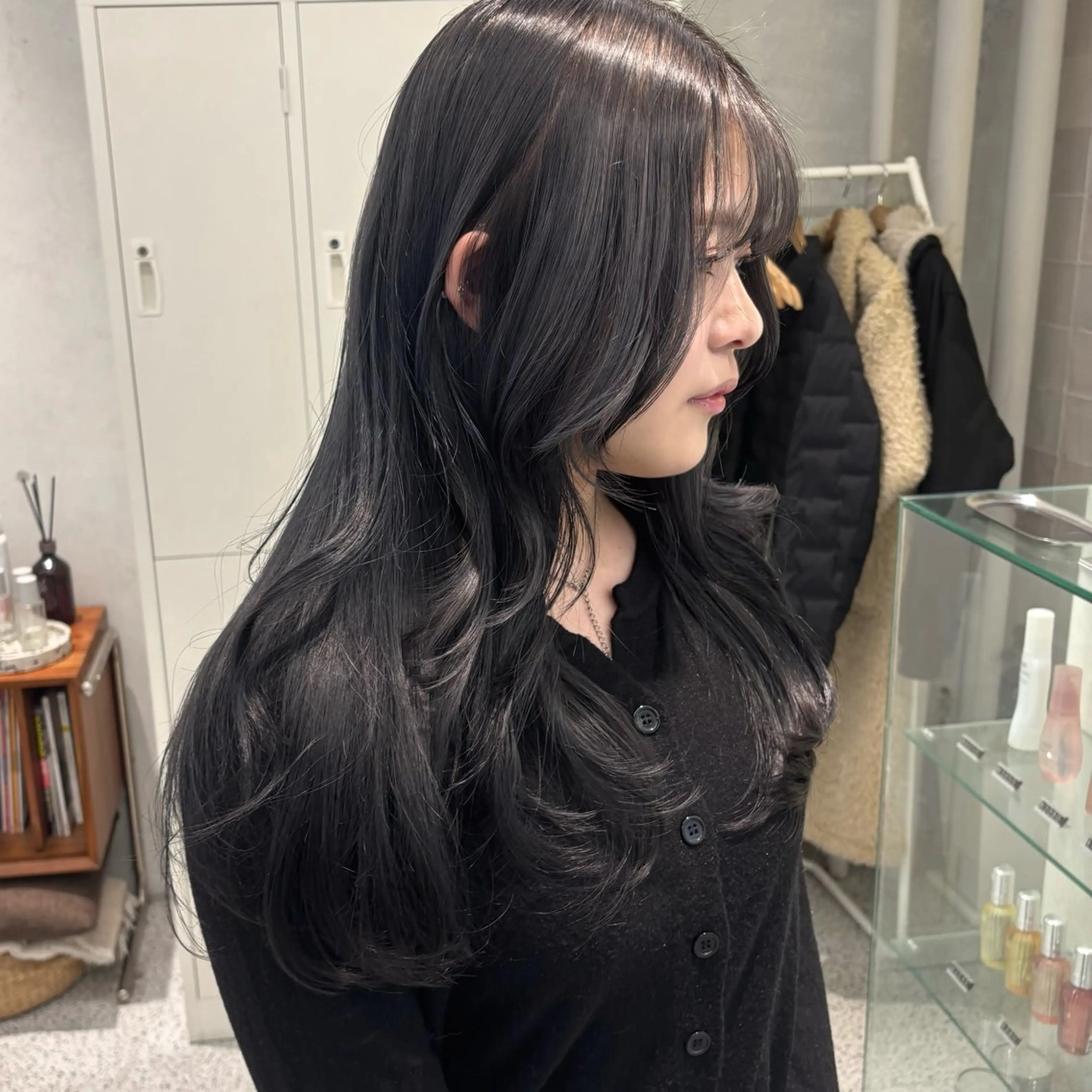 セミロング くびれヘア カット ヘアカラー トリートメント 韓国レイヤー/ヘア カラー🎀ayamiのヘアスタイル