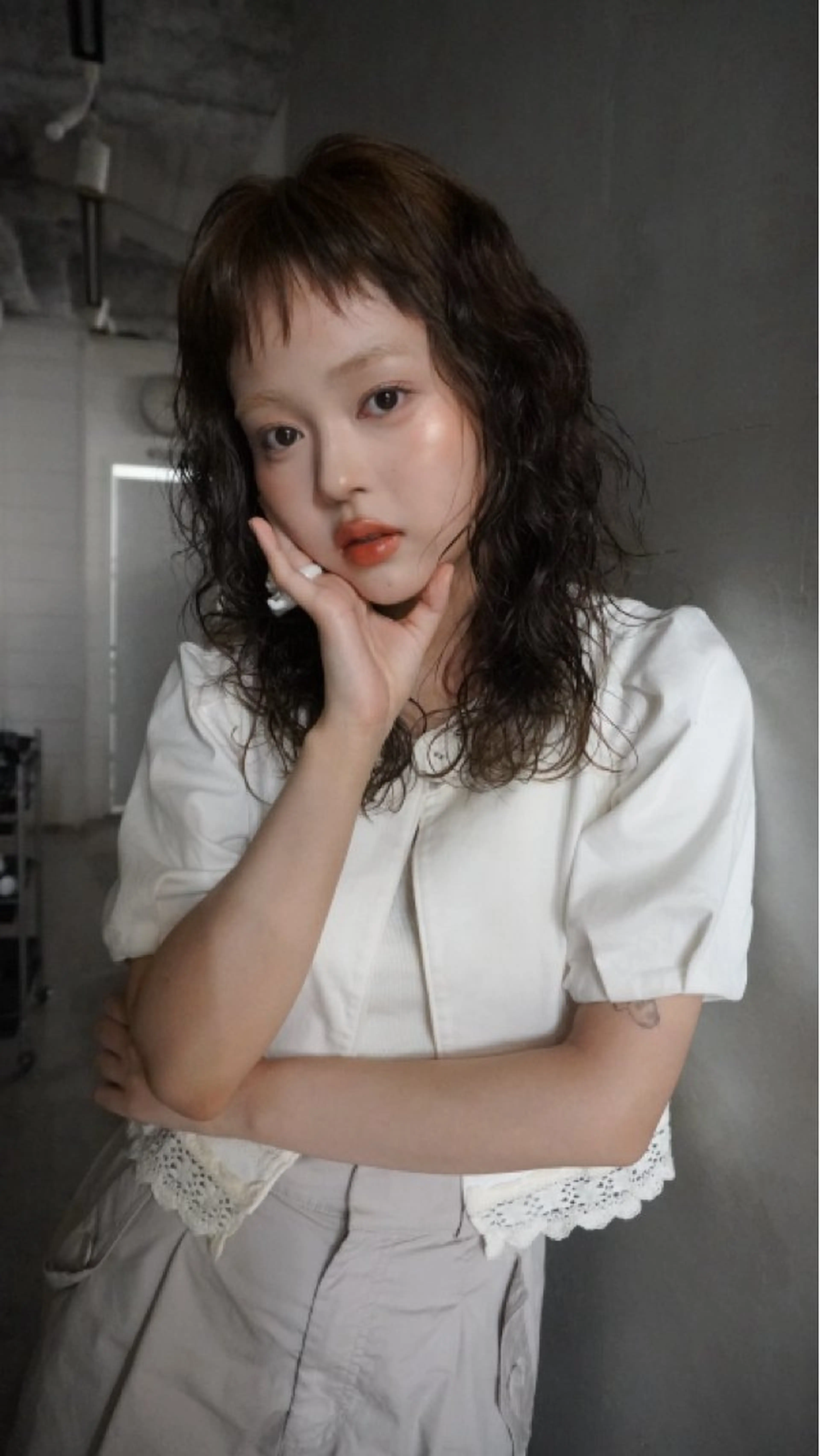 セミロング カラー パーマ hinata/ ハイトーンカラー🪽のヘアスタイル