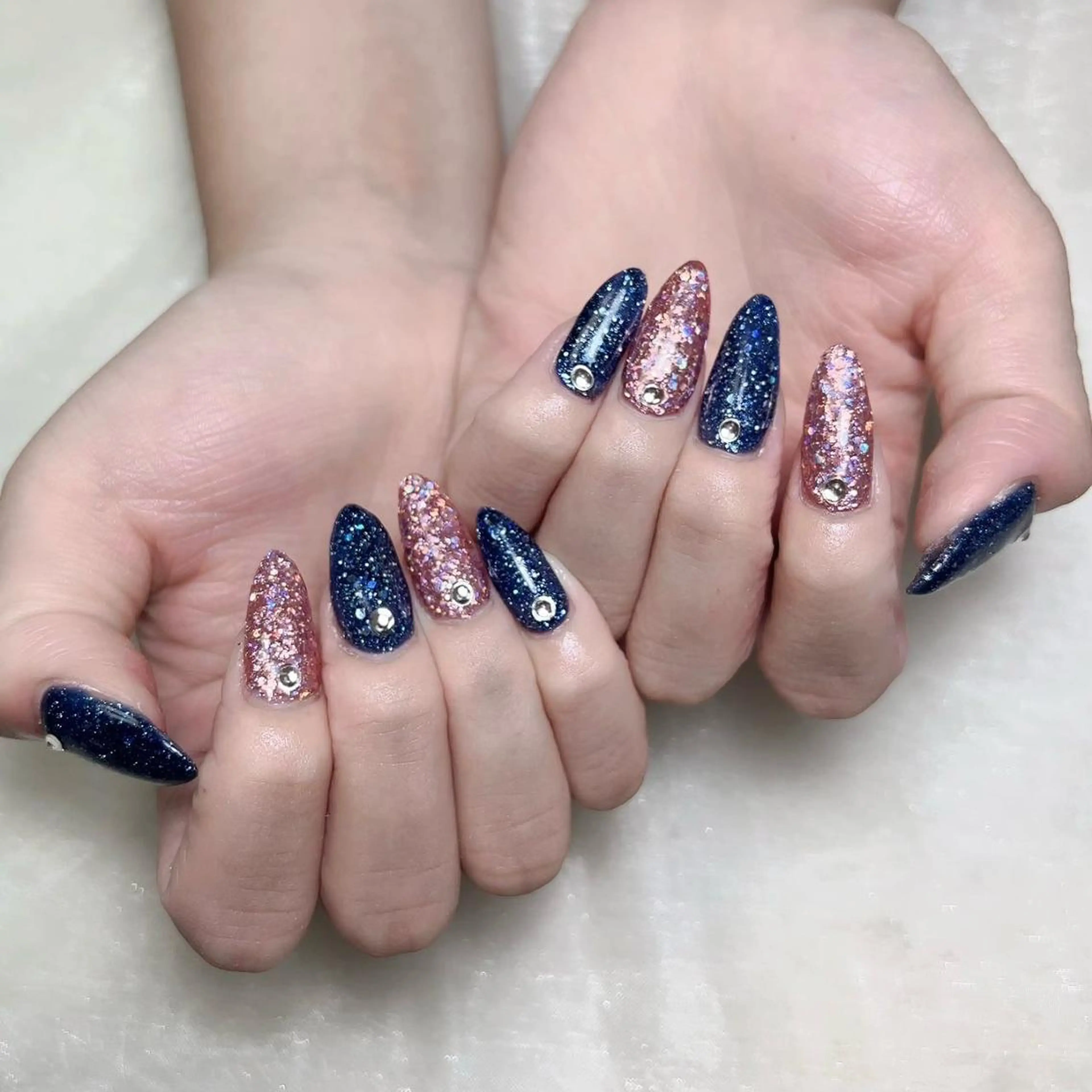 ネイル メンズ ストーンネイル ハンドネイル NAILサロン 木にいるのネイルデザイン