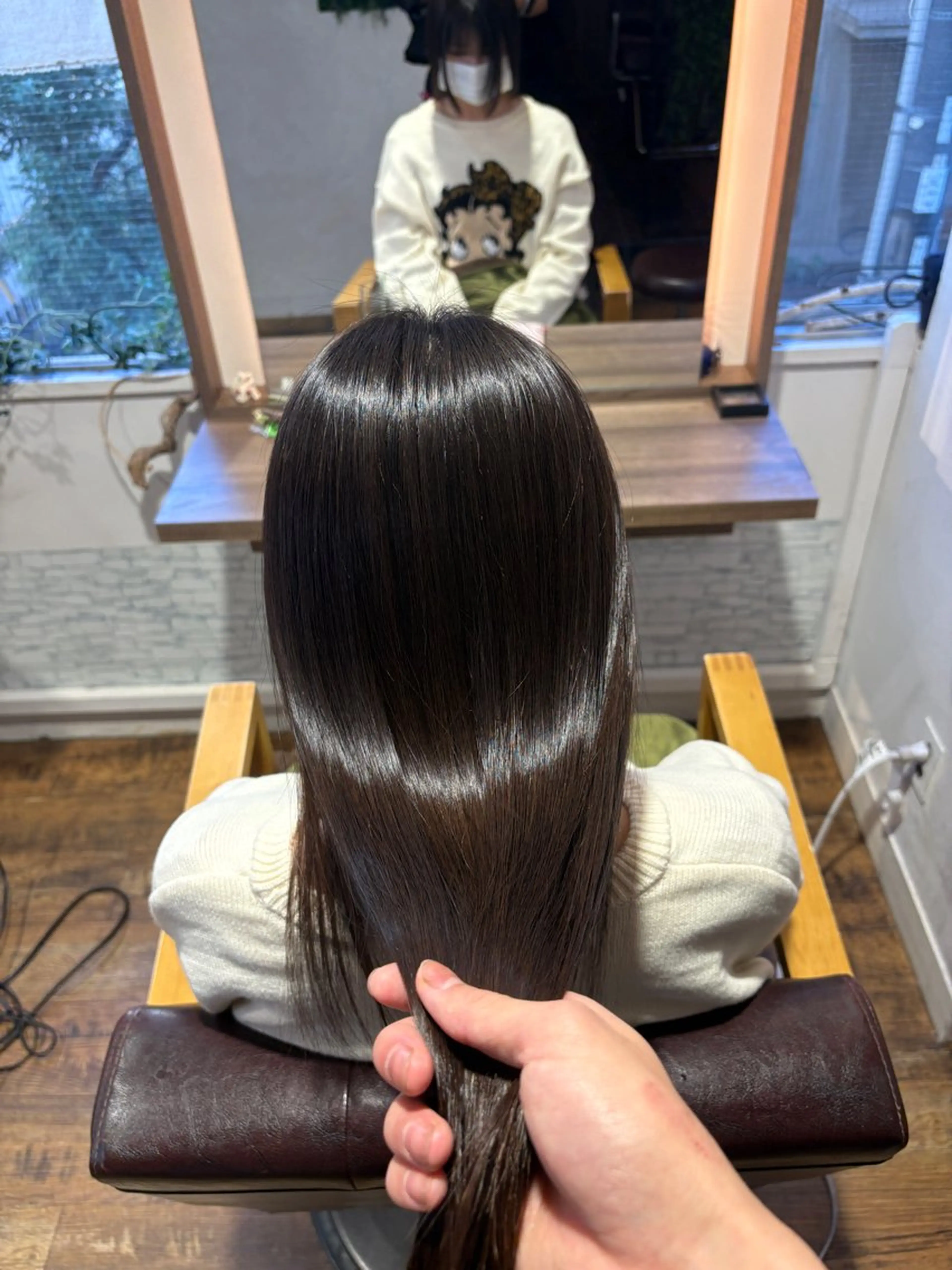 ロング 縮毛矯正 Rito 縮毛矯正のヘアスタイル