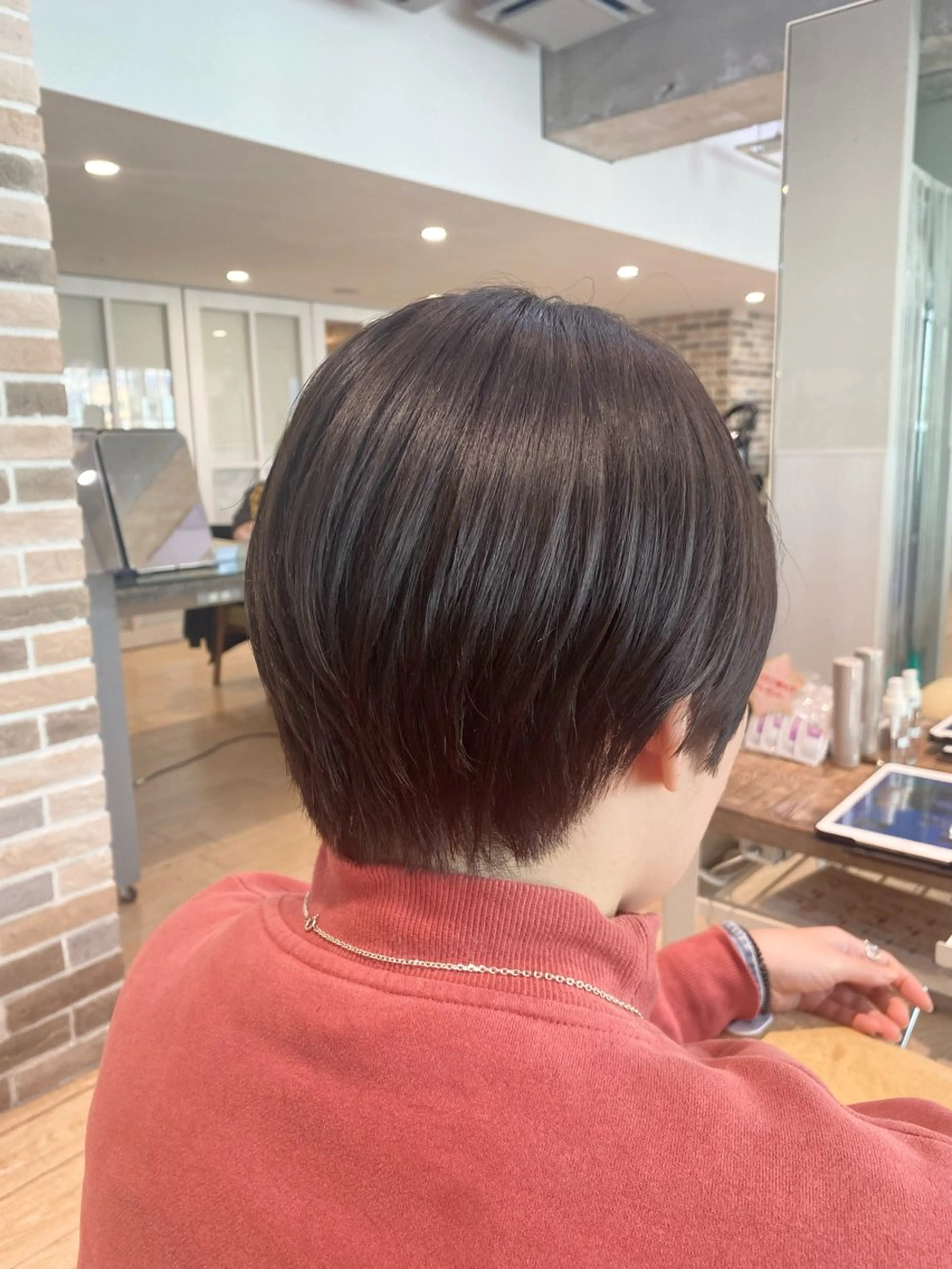 ショート カラー 丸みショート グレージュ ラベンダーカラー ラベンダーグレージュ ラベンダーグレー RIHO/愛されモテ /透明感カラーのヘアスタイル