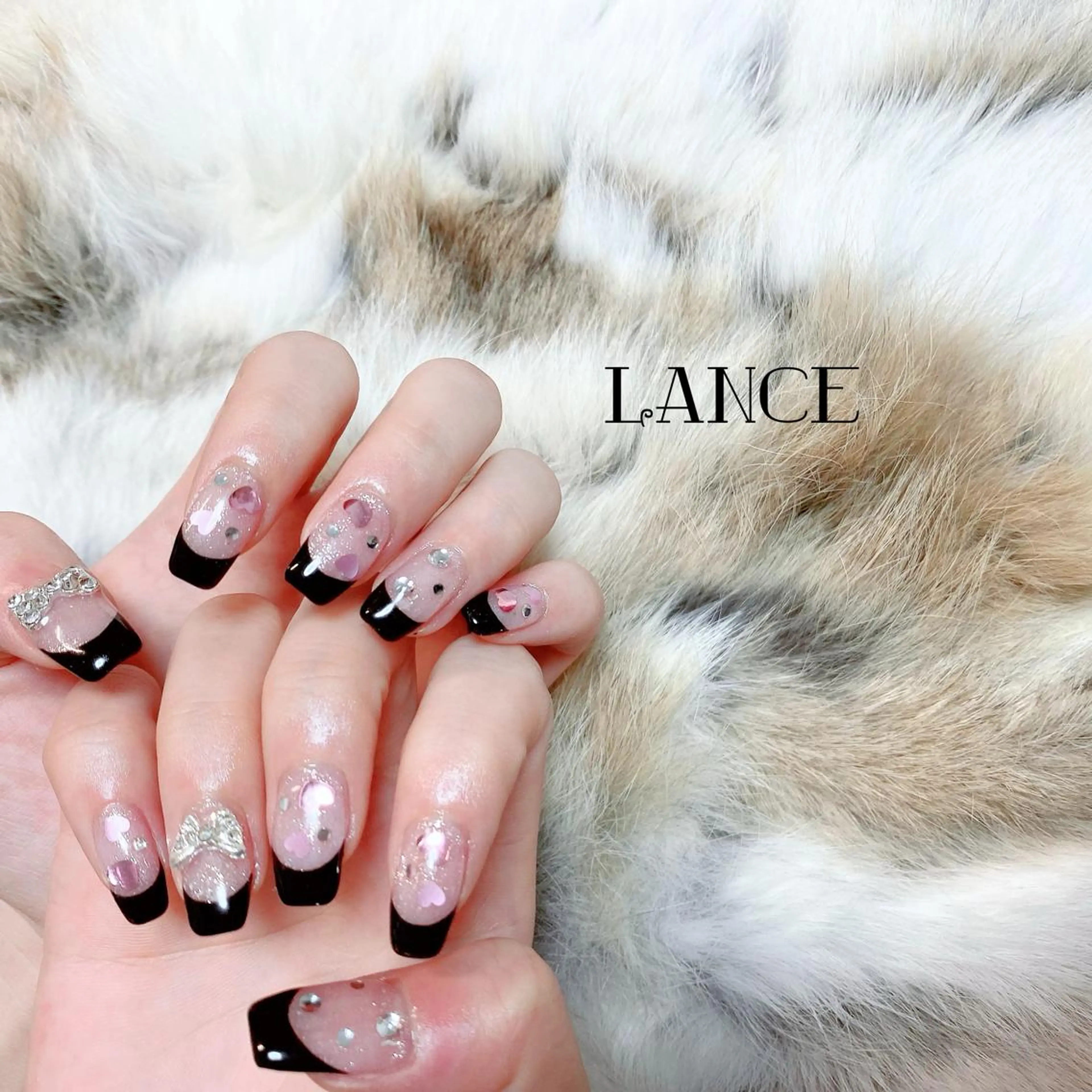 ミディアム ネイル オーロラネイル フットネイル フレンチネイル ミラーネイル ニュアンスネイル ハンドネイル Lance nailのネイルデザイン