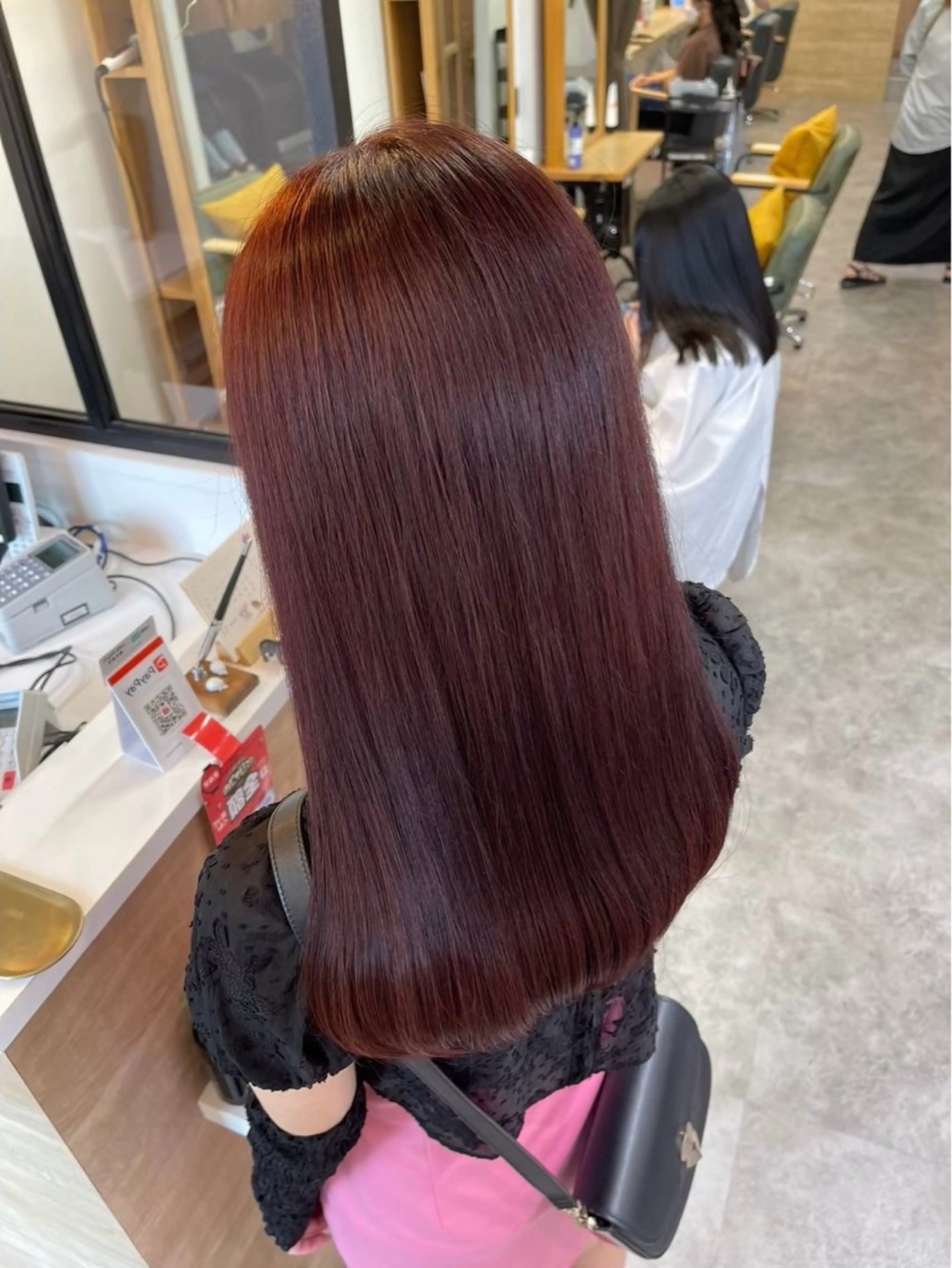 【垢抜け🫧】うる艶ワンカラー💖＋小顔に見せる顔周りカット♡＋‪トリートメント🫧の写真