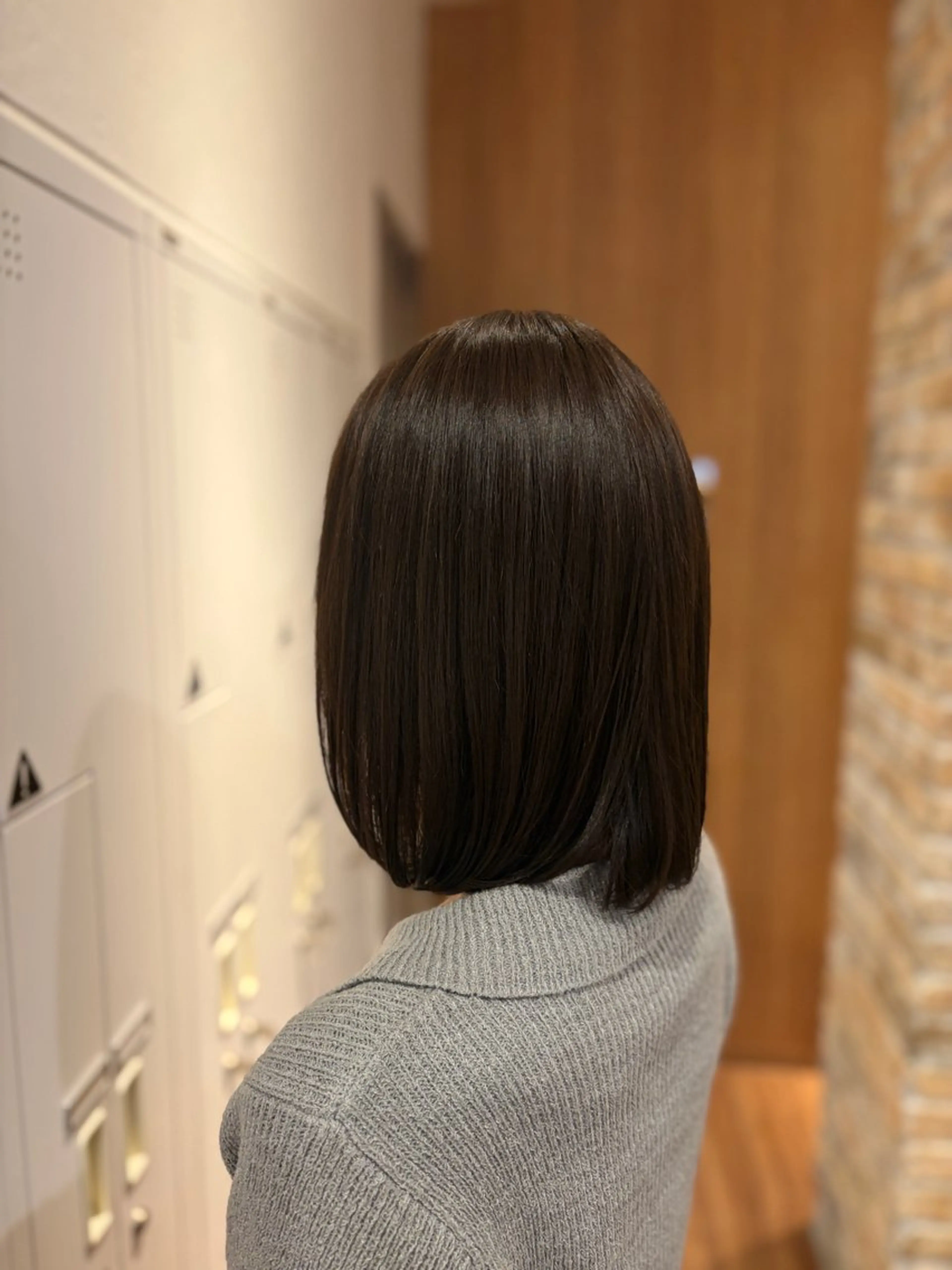 ショート カラー ブラウンカラー オリーブブラウン ヘアカラー 木田 絢子のヘアスタイル