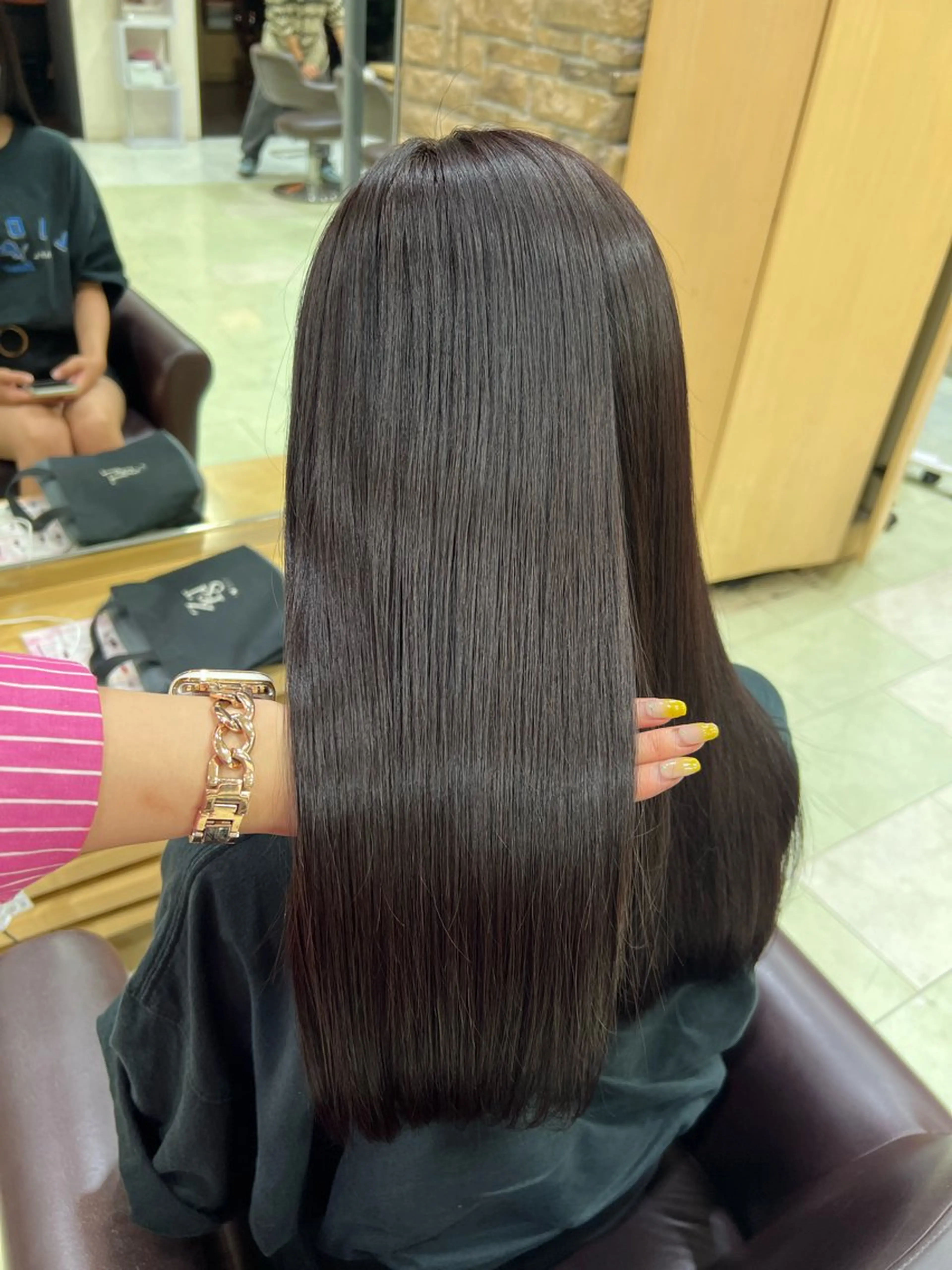 ミディアム 暖色カラー/レイヤー カット/Yunaのヘアスタイル