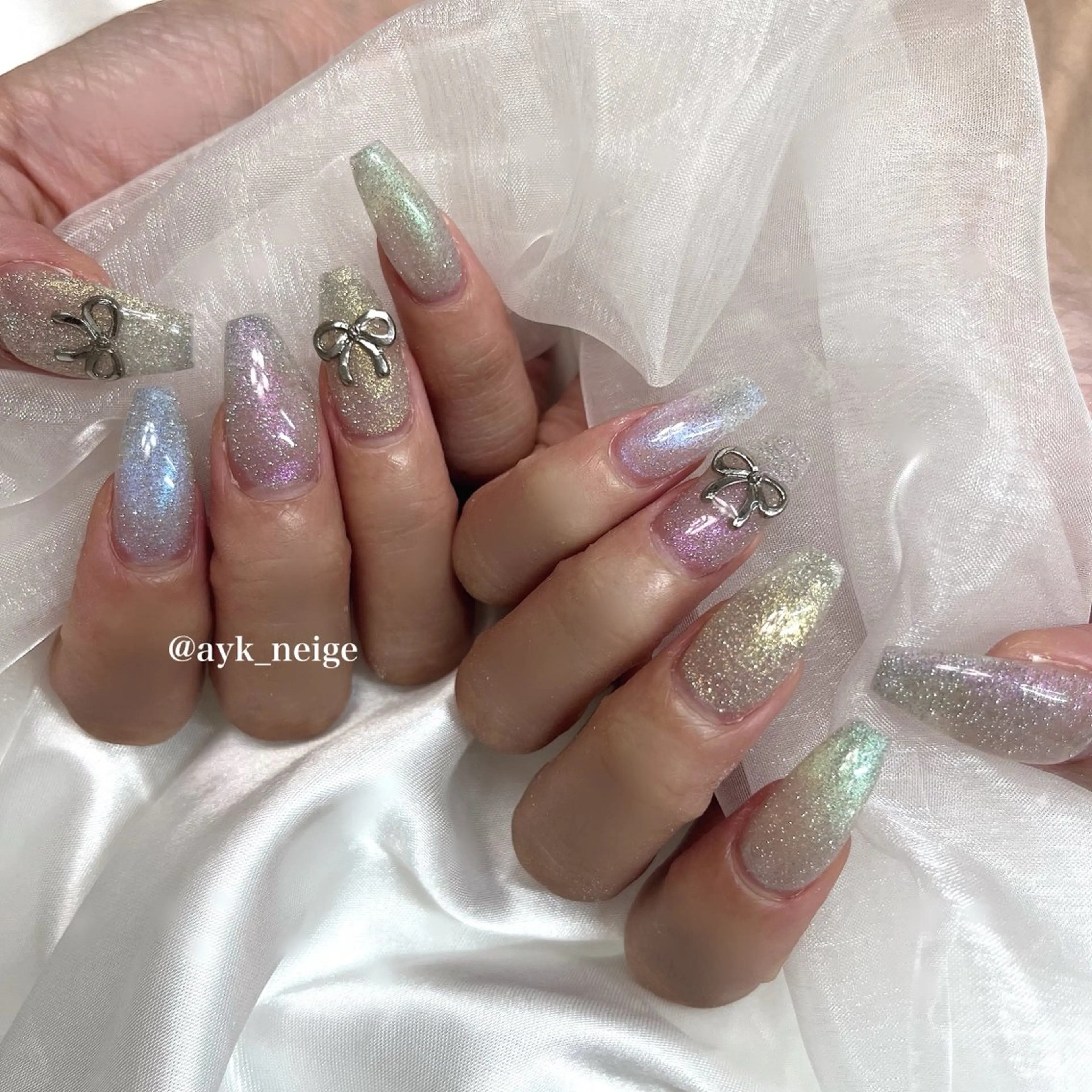 ネイル フットネイル フレンチネイル キラキラネイル 韓国ネイル マグネットネイル n'eige nail所属・大谷 綾香のネイルデザイン