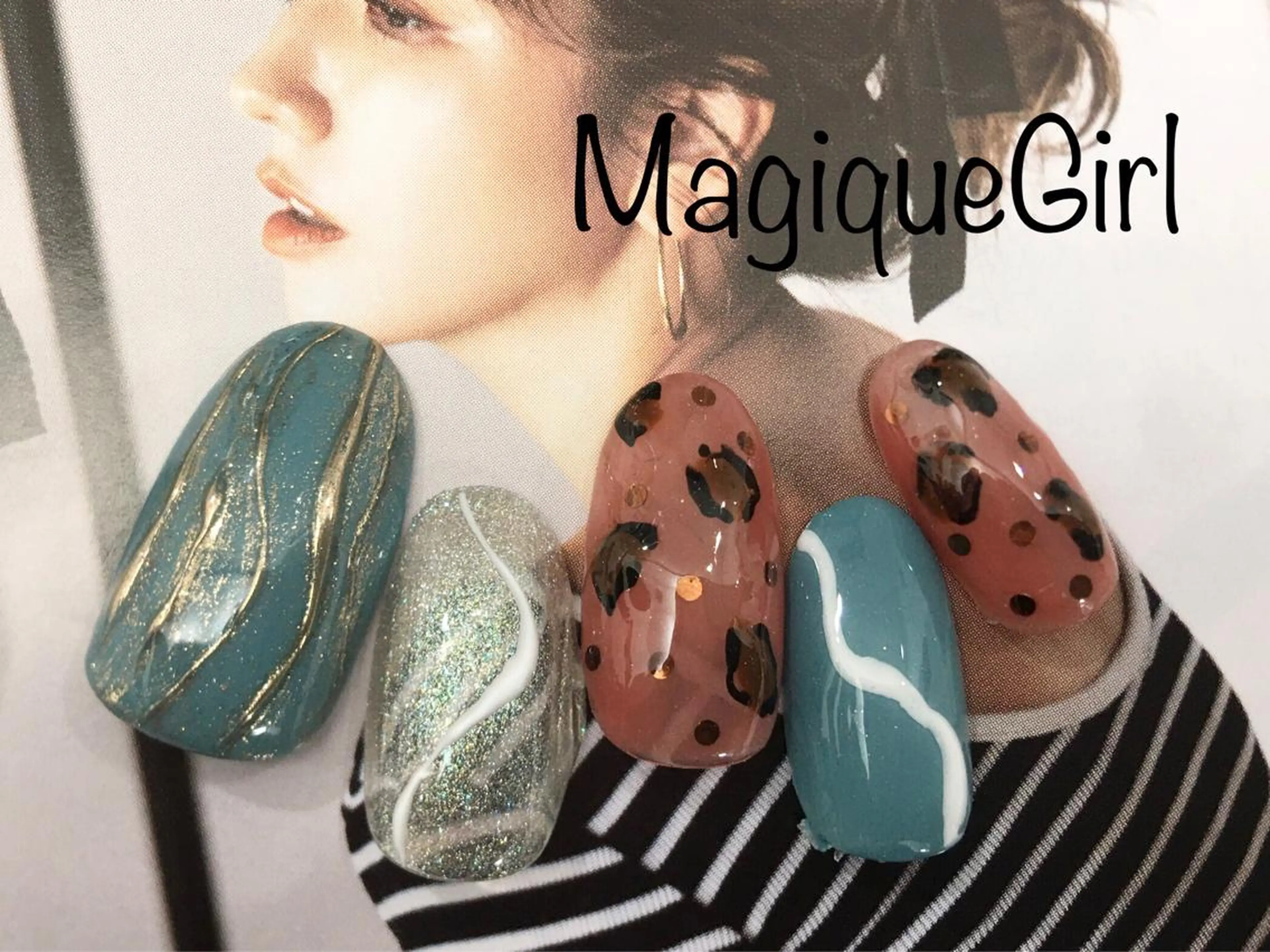 ネイル ゴールド ホログラムネイル マグネットネイル ミラーネイル ニュアンスネイル 🌸Nail&Eye KAKU🌸のネイルデザイン