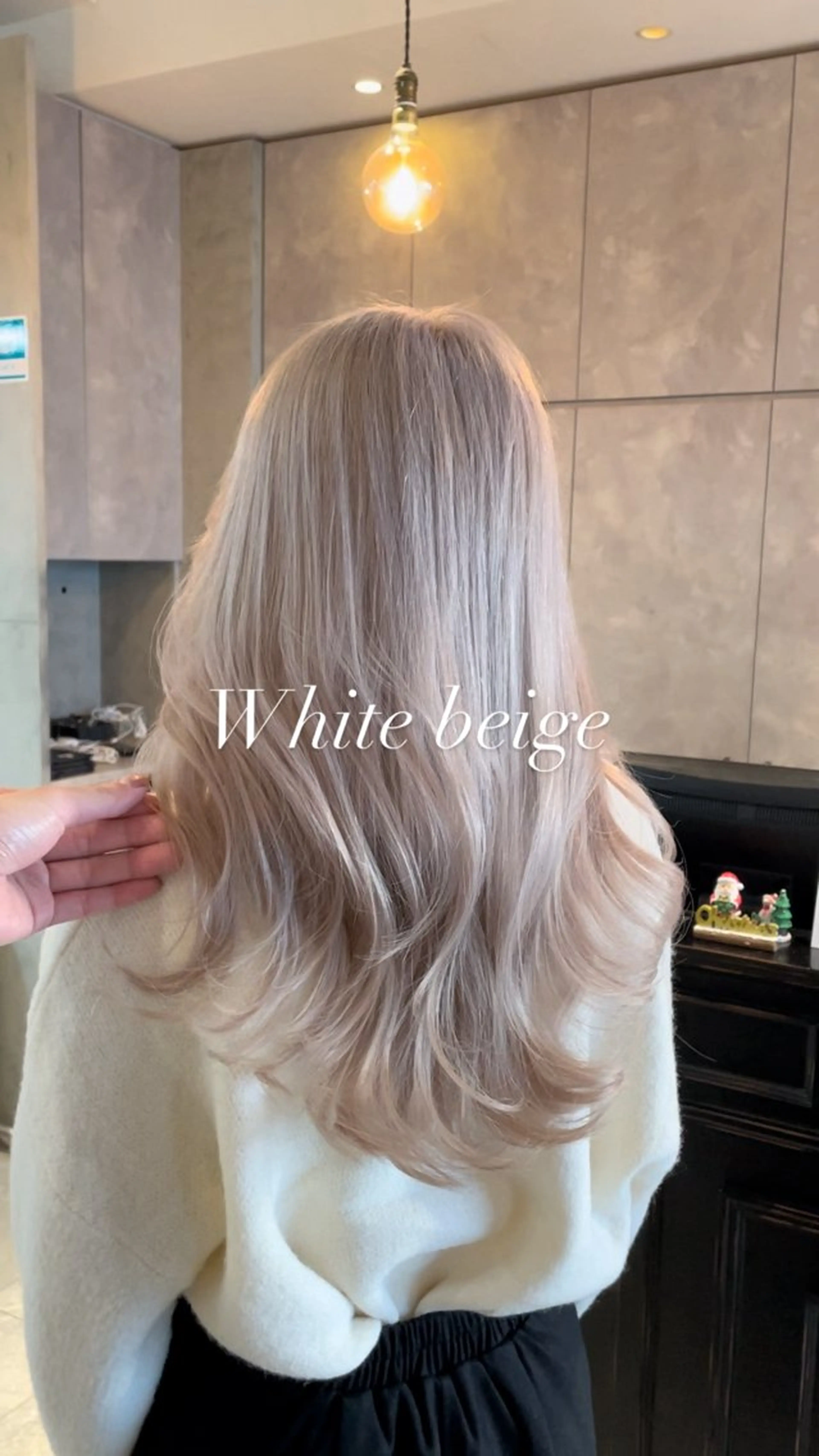 ロング カラー パーマ ヘアアレンジ ヘアカラー トリートメント ブリーチカラー🤍 颯馬🐈‍⬛のヘアスタイル