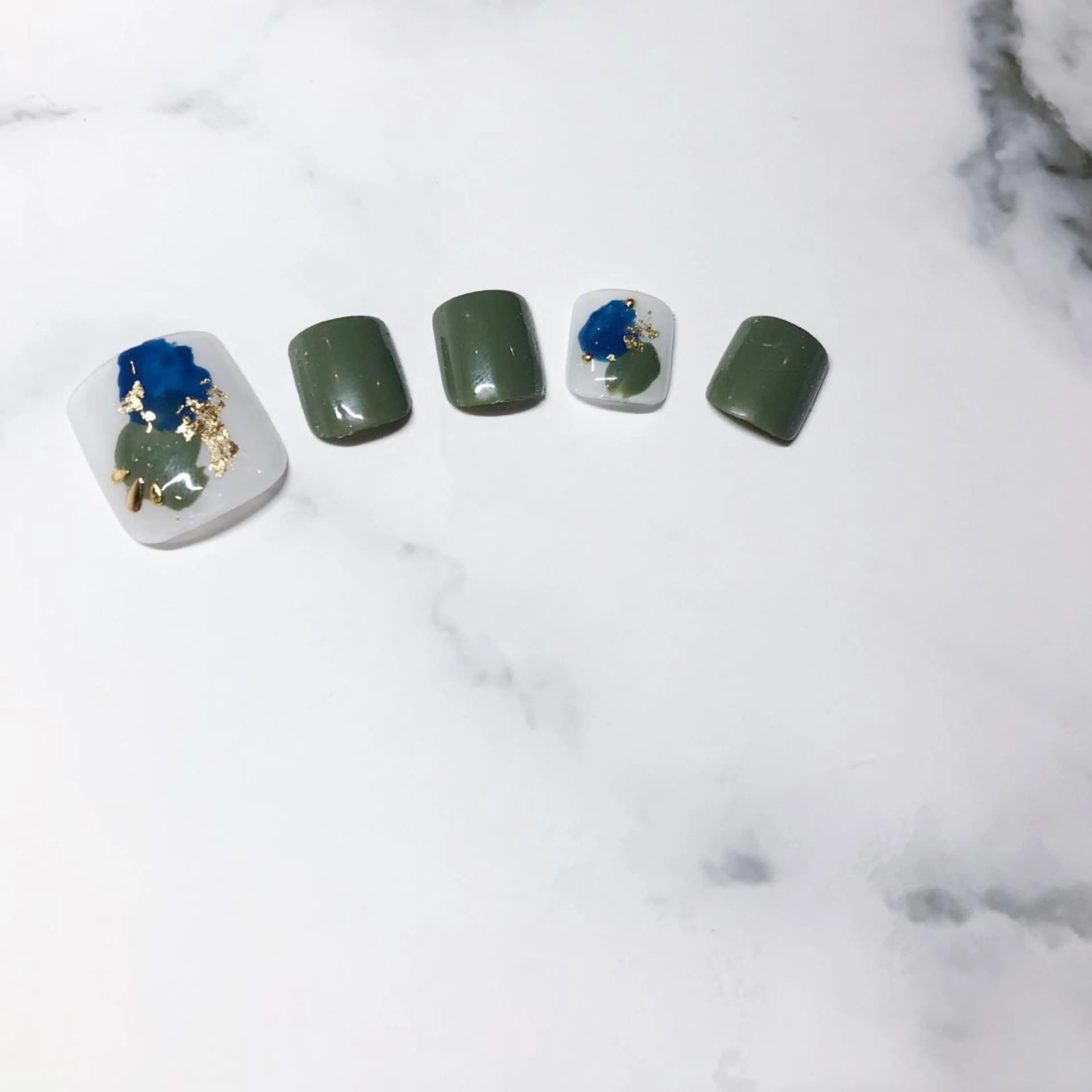 ネイル 🌞💜 KAORI 🌴のネイルデザイン