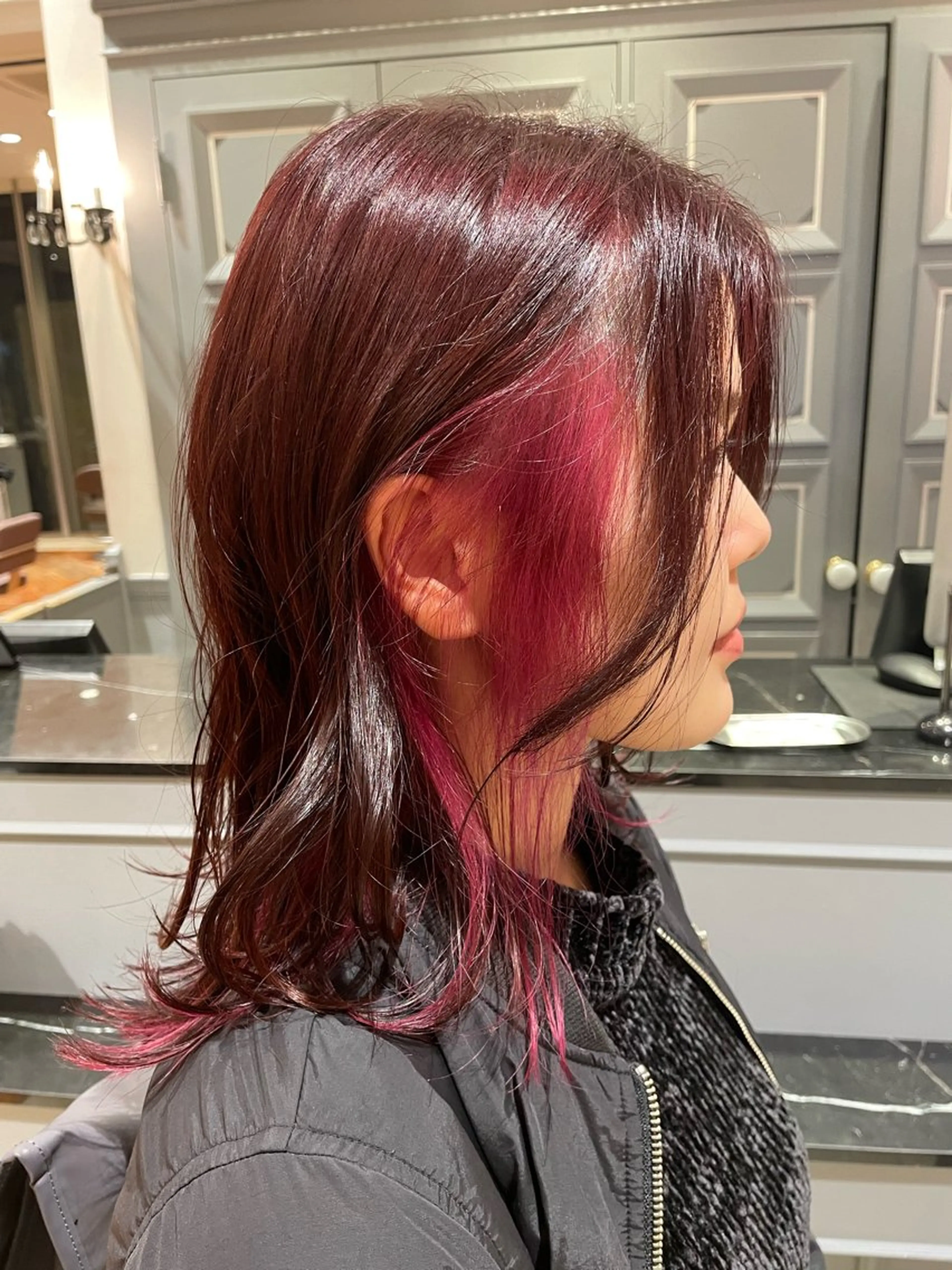 セミロング カラー ピンクカラー カットモデル ヨネダのヘアスタイル