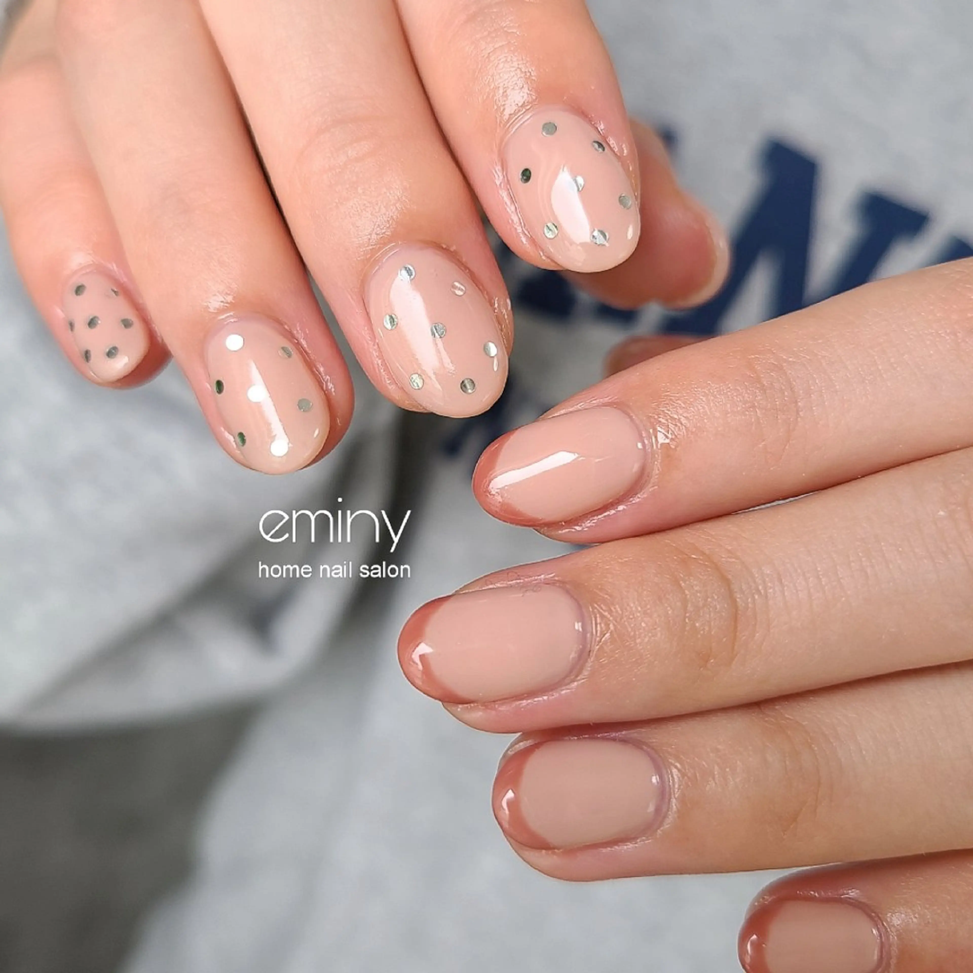 ネイル フレンチネイル ジェルネイル ホログラムネイル 韓国ネイル オフィスネイル ハンドネイル nail salon  eminyのネイルデザイン