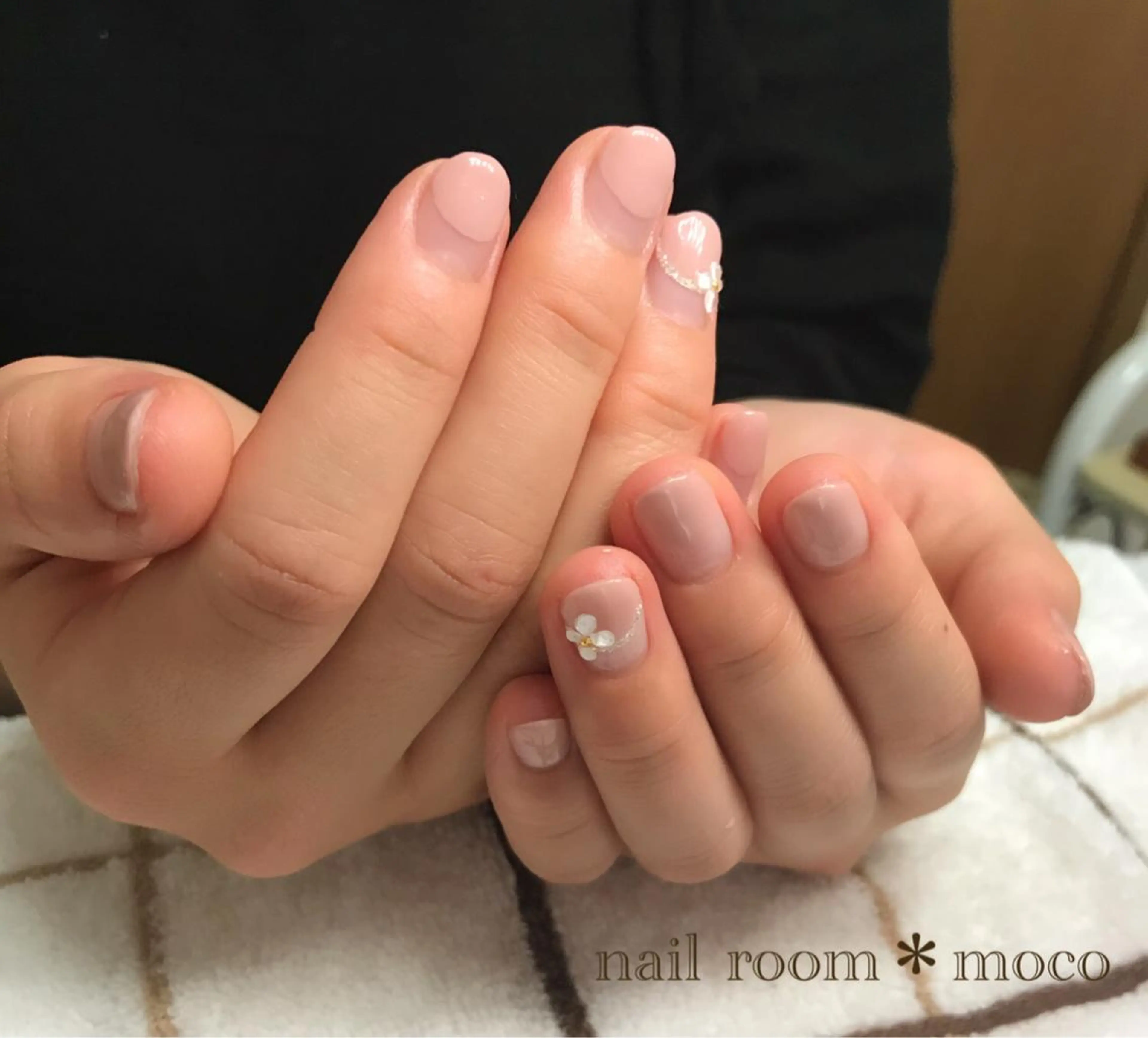 ネイル nailroom mocoのネイルデザイン