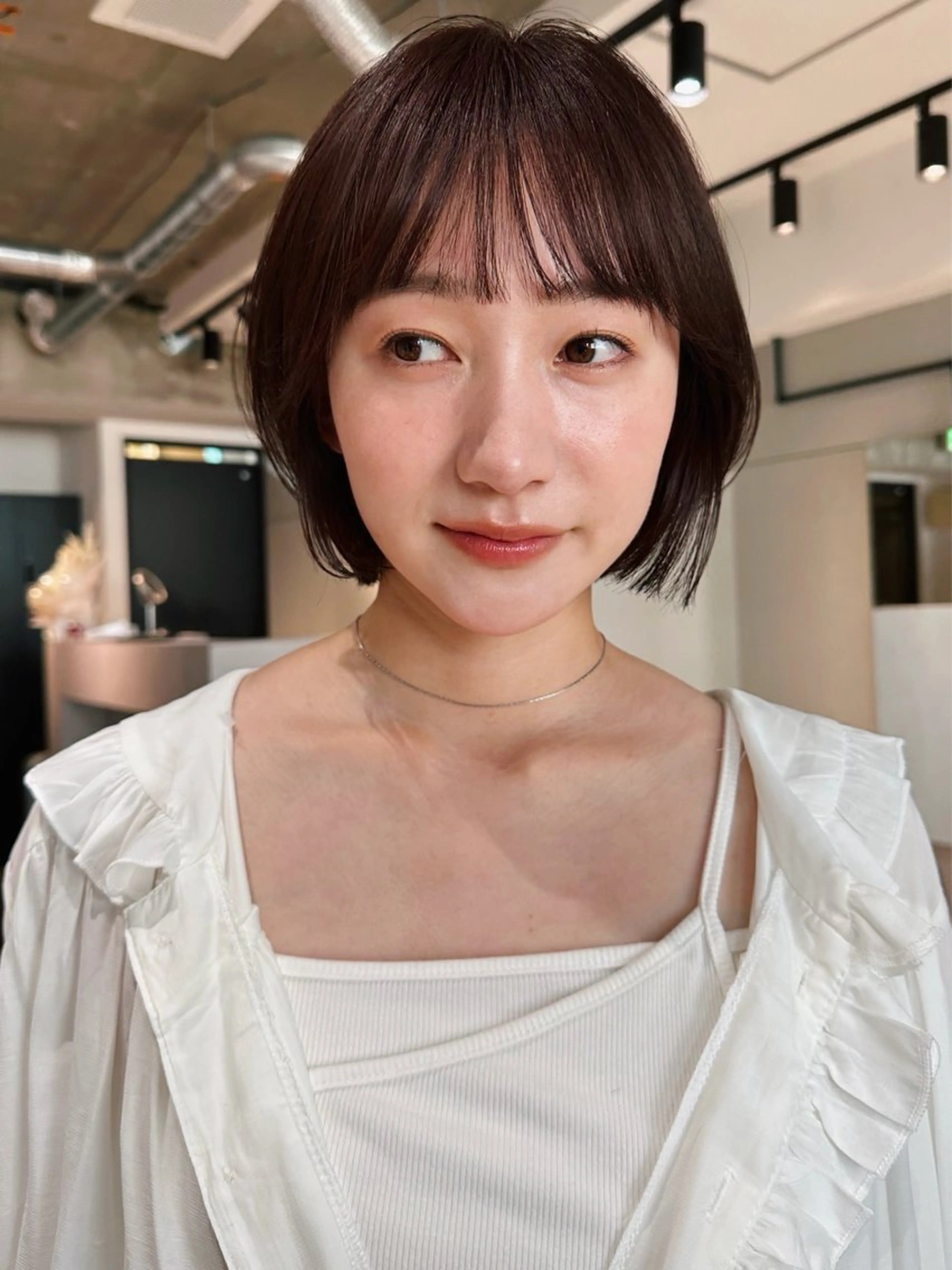 ショート カラー パーマ 🫧小顔×似合わせ× 透明感カラー🫧のヘアスタイル