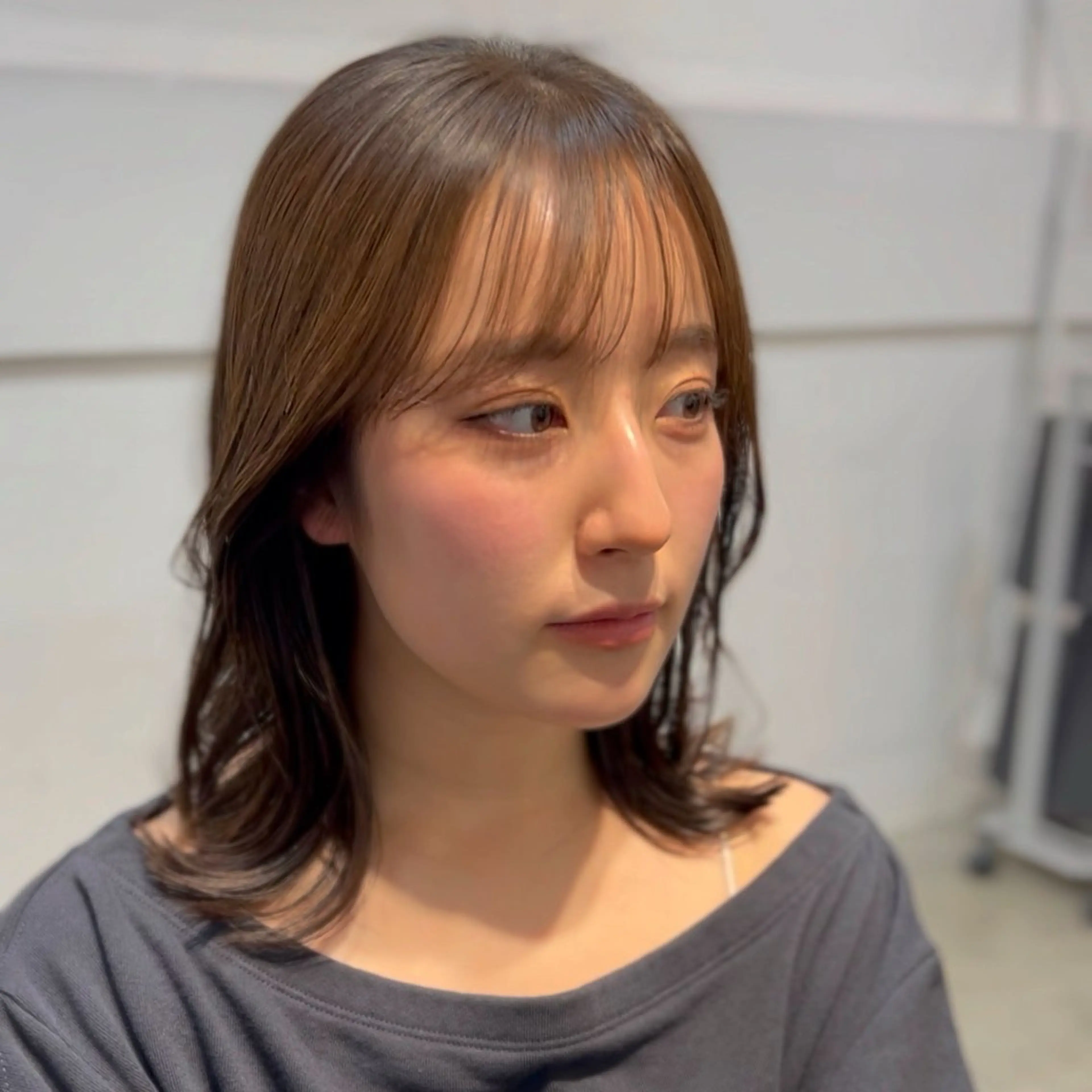 ミディアム パーマ ミディアムパーマ くびれヘア 韓国風ヘア カット パーマ トリートメント レイヤーカットのプロ 大人ヘア宮森貴志のヘアスタイル